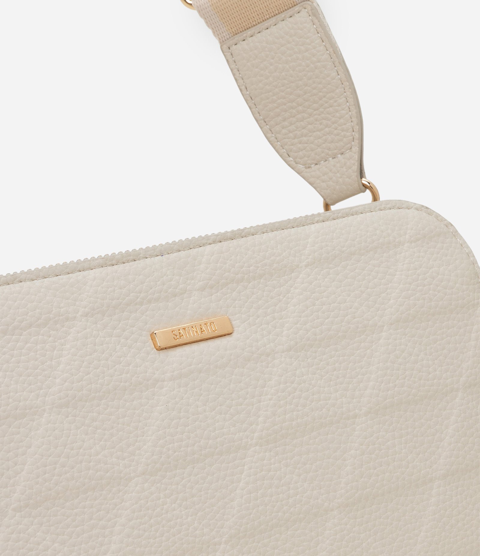 Bolsa Transversal Média com Textura Embossed e Alça de Gorgorão Off White 5
