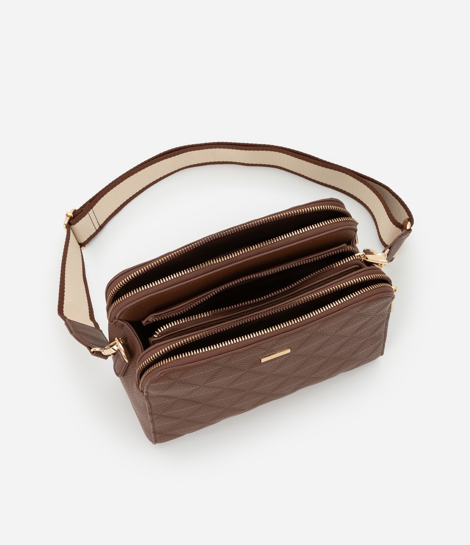 Bolsa Transversal Média com Textura Embossed e Alça de Gorgorão Marrom 6