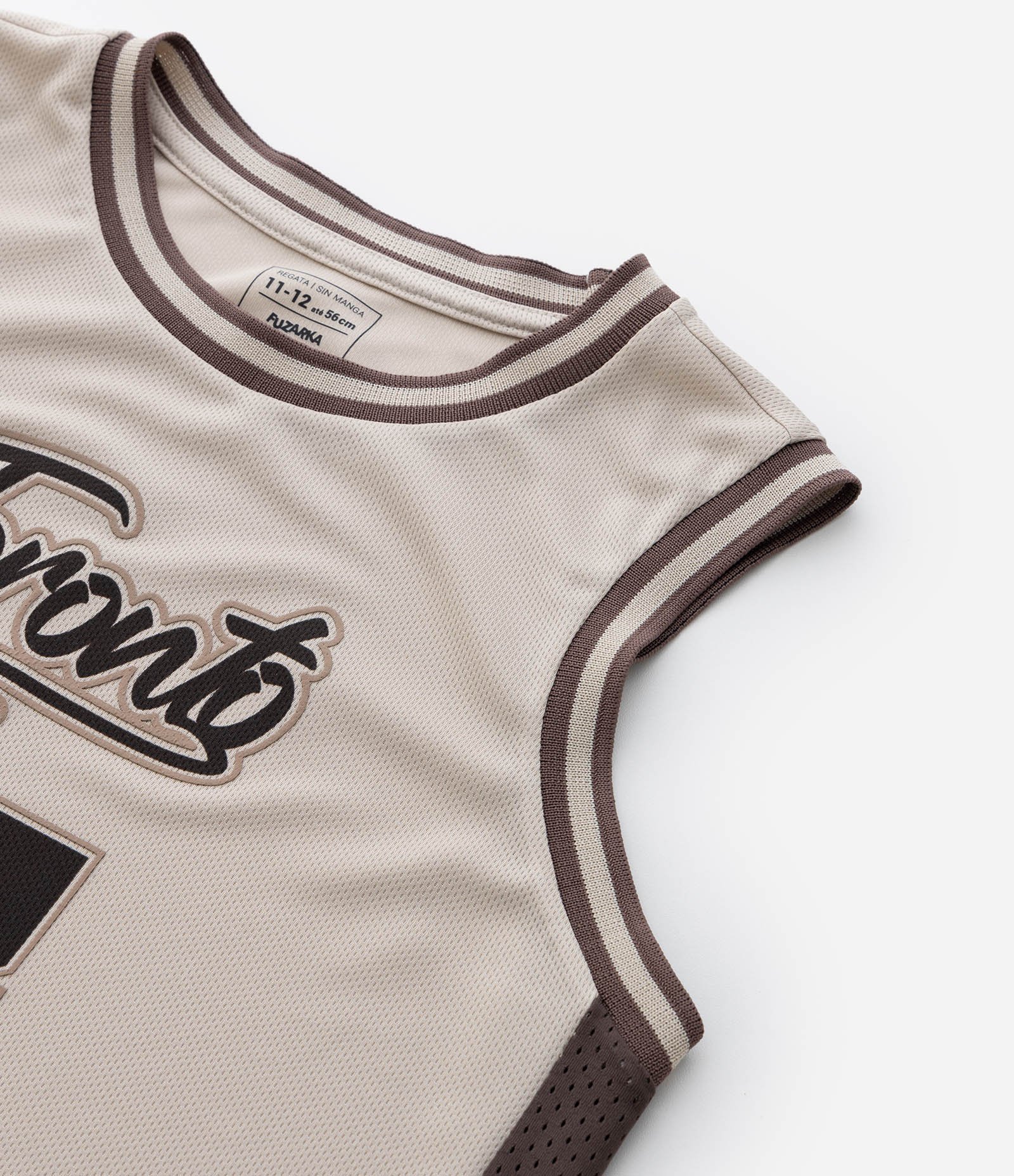 Regata Esportiva Infantil com Estampa Basquete Toronto - Tam 5 a 14 Anos Bege 4