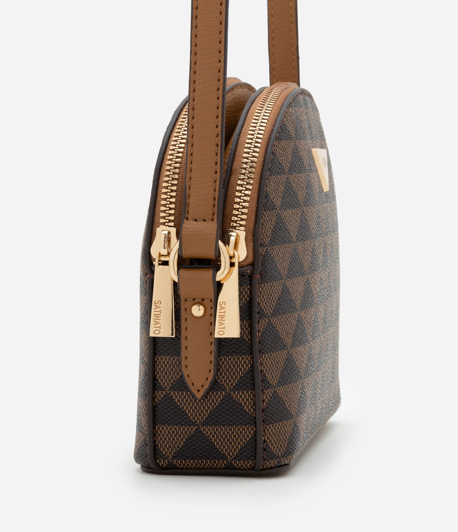 Bolsa Transversal Pequena com Estampa Triangular e Alça de Correntes Marrom 3