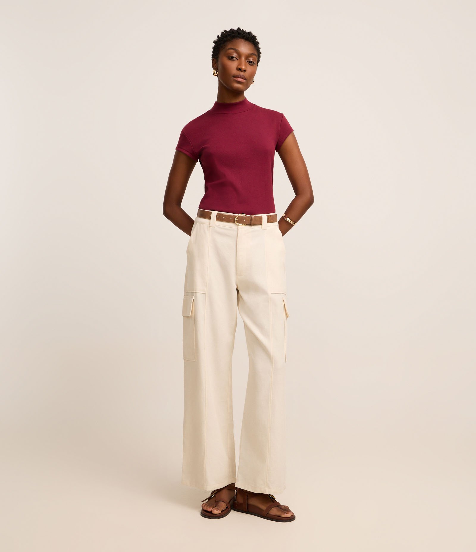 Blusa em Ribana com Golinha Alta e Manga Curta Bordô 2