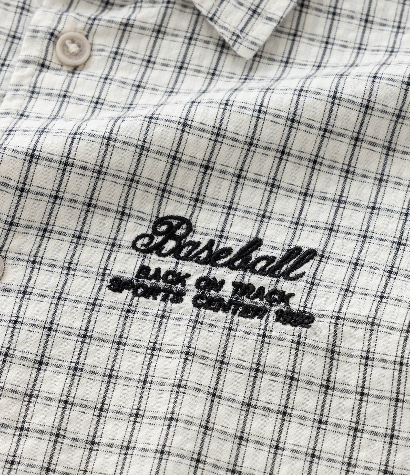 Camisa Infantil em Flanela com Estampa Xadrez e Lettering Bordado Baseball - Tam 5 a 14 Anos Branco/Preto 6