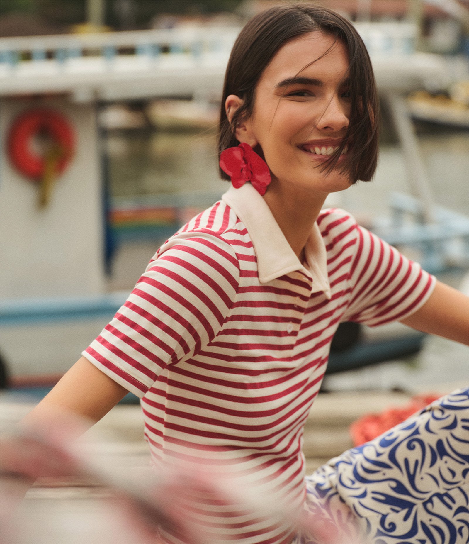 Blusa em Algodão Listrada com Gola Polo Branco/Vermelho 5