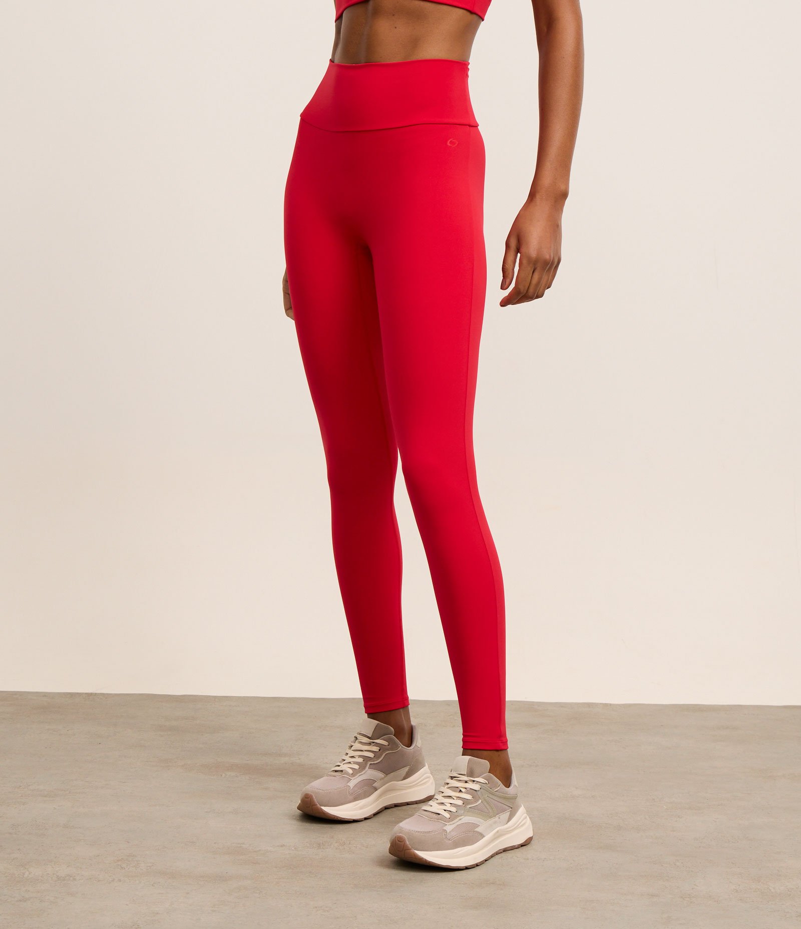 Calça Legging Esportiva em Microfibra com Bolso e sem Gancho Vermelho 2