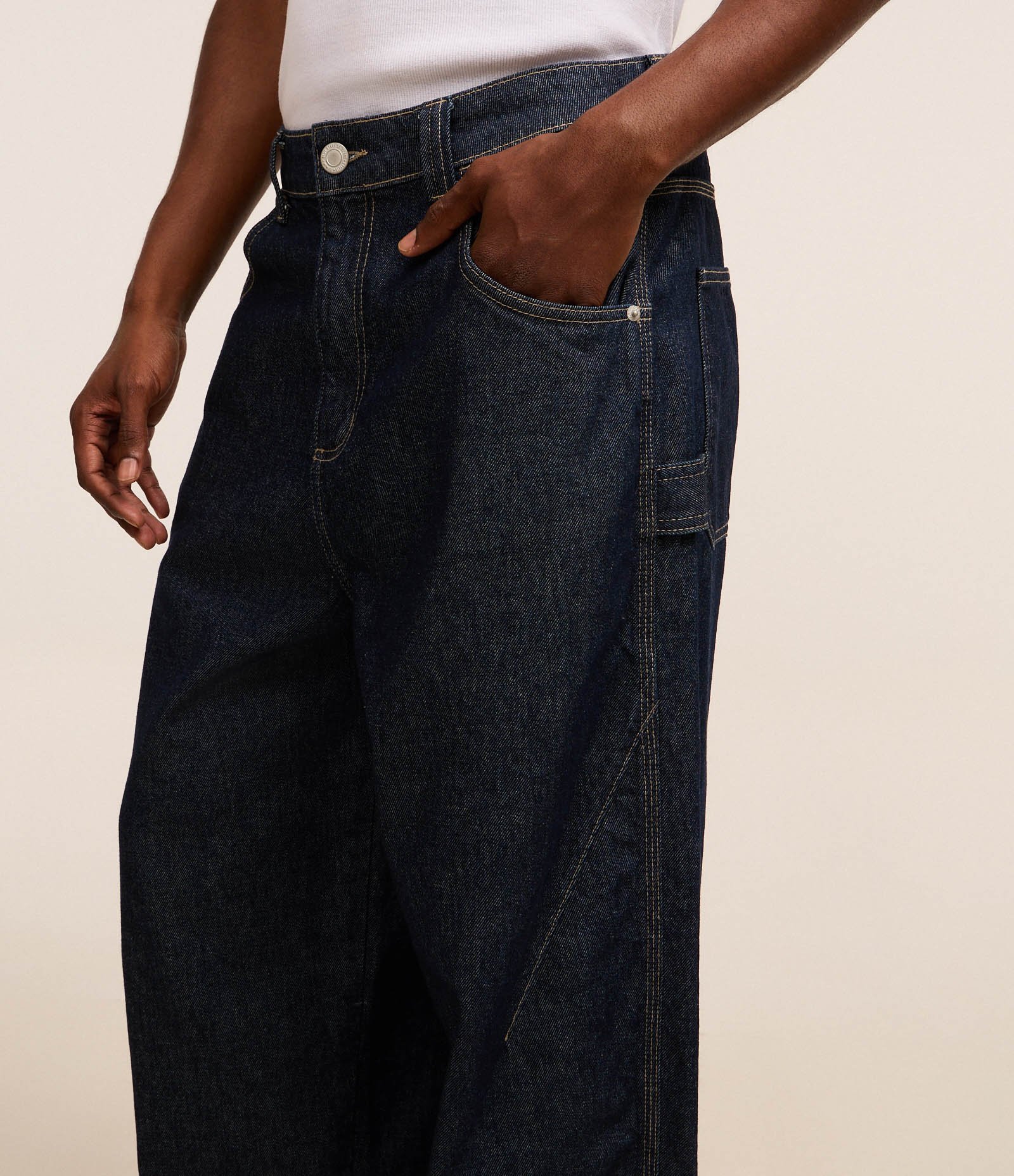 Calça Skater em Jeans com Costuras Contrastantes Azul 3