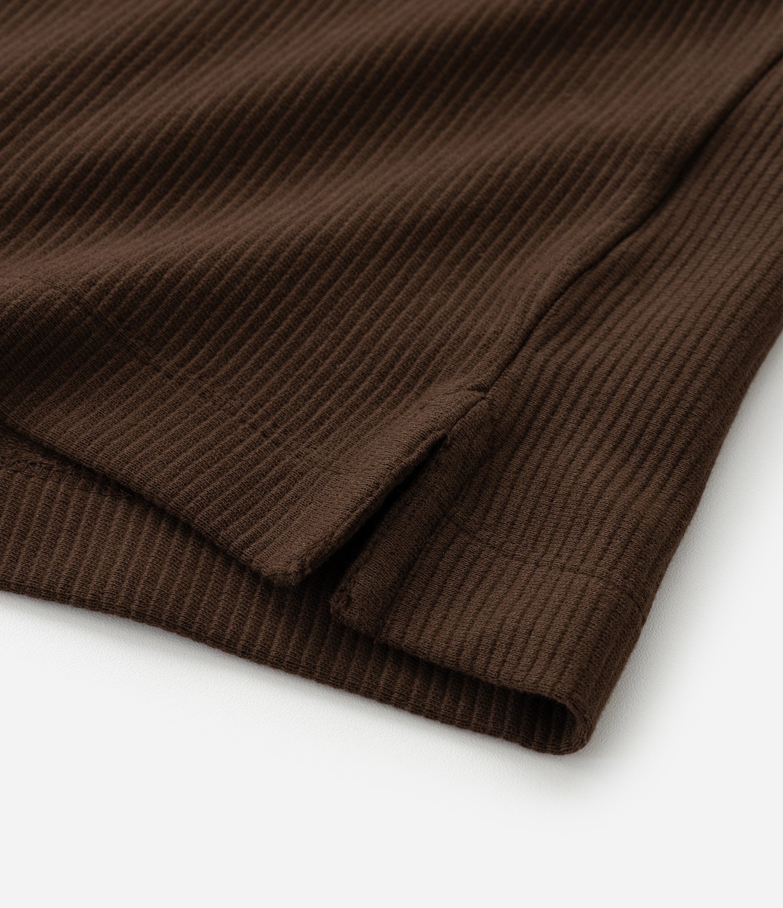 Camiseta Infantil Canelada com Etiqueta Aplicada - Tam 5 a 14 Anos Marrom 4