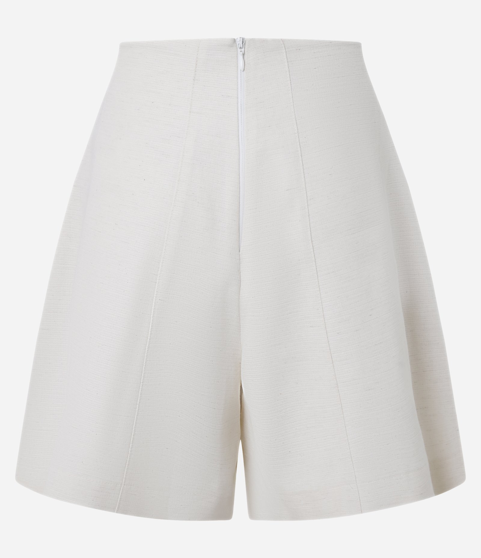 Bermuda Cintura Alta em Algodão com Linho Pregas Frontais e Pences Bege 6