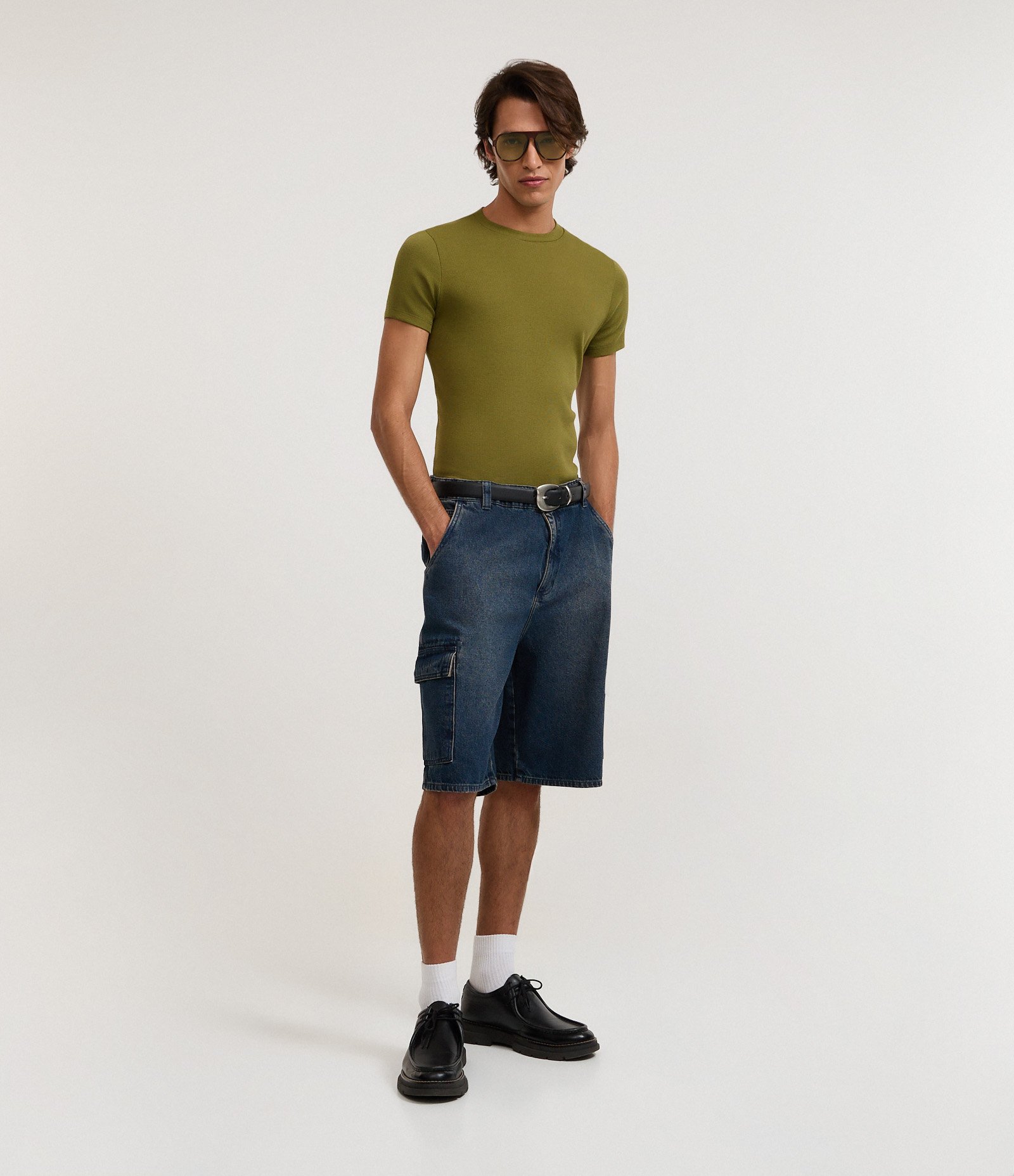Bermuda Baggy Cargo em Jeans Azul Escuro 1