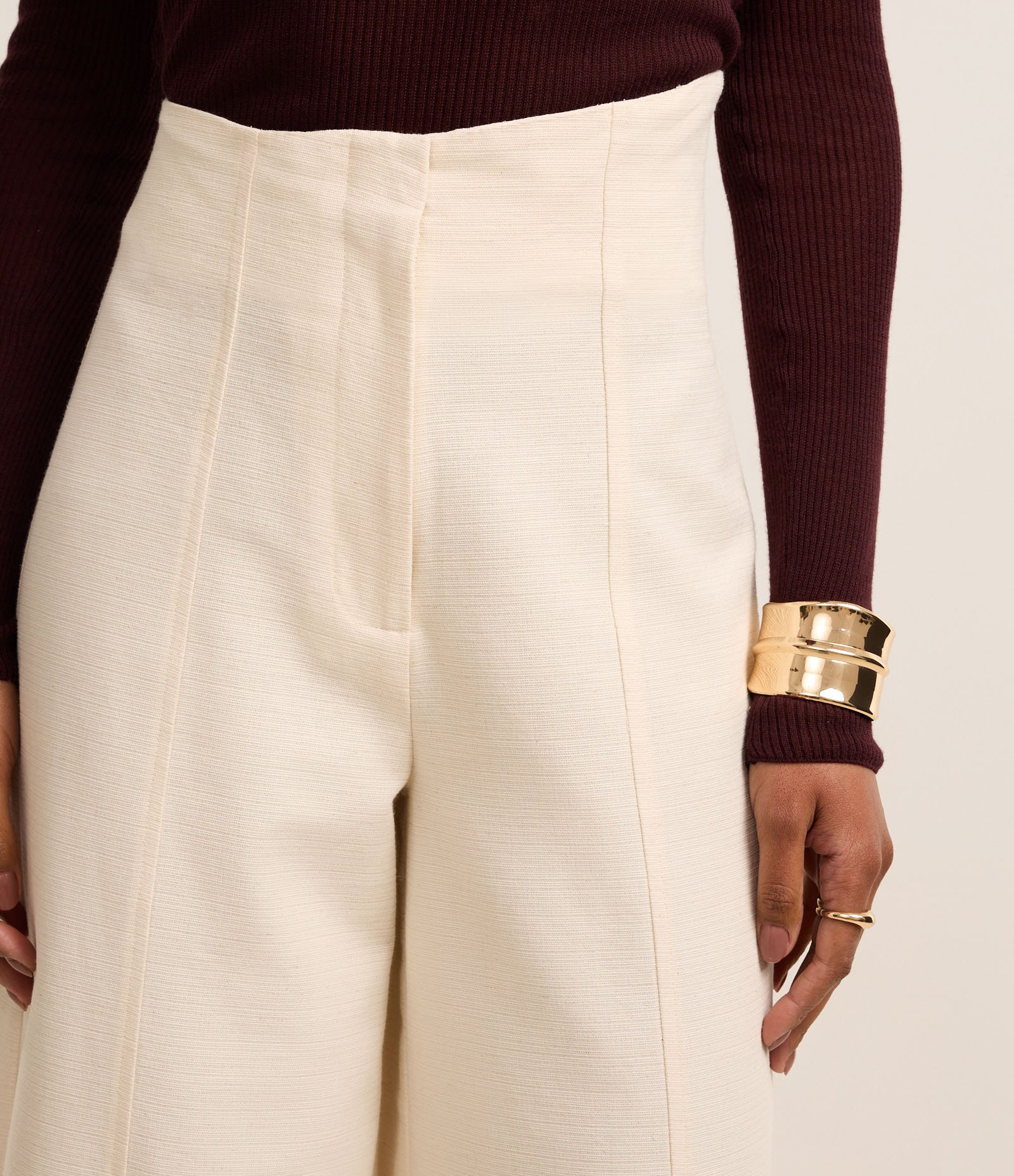 Calça Pantalona em Algodão com Linho e Cós Assimétrico Off White 4