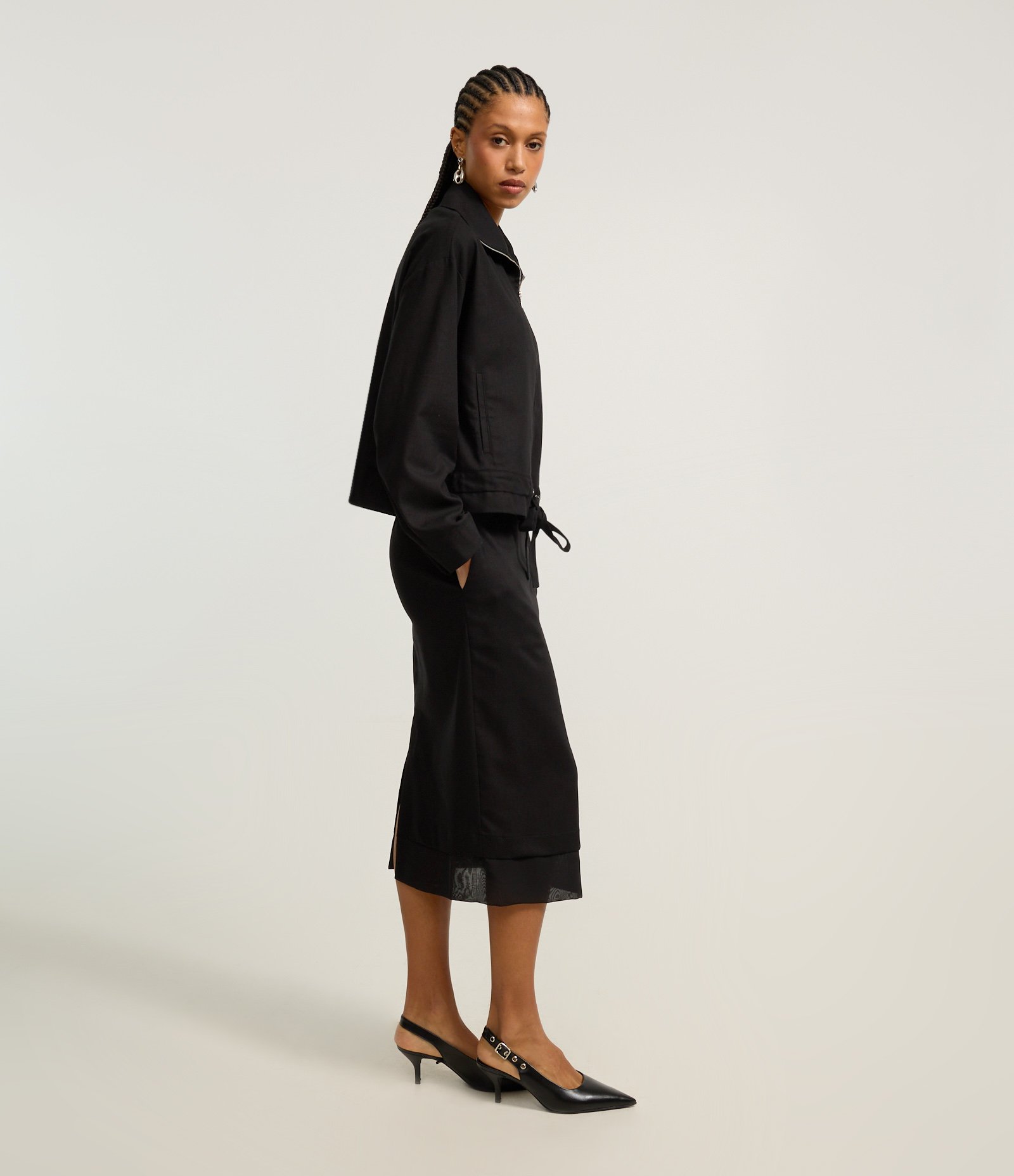 Saia Midi em Viscose com Sobreposição e Transparência Preto 1