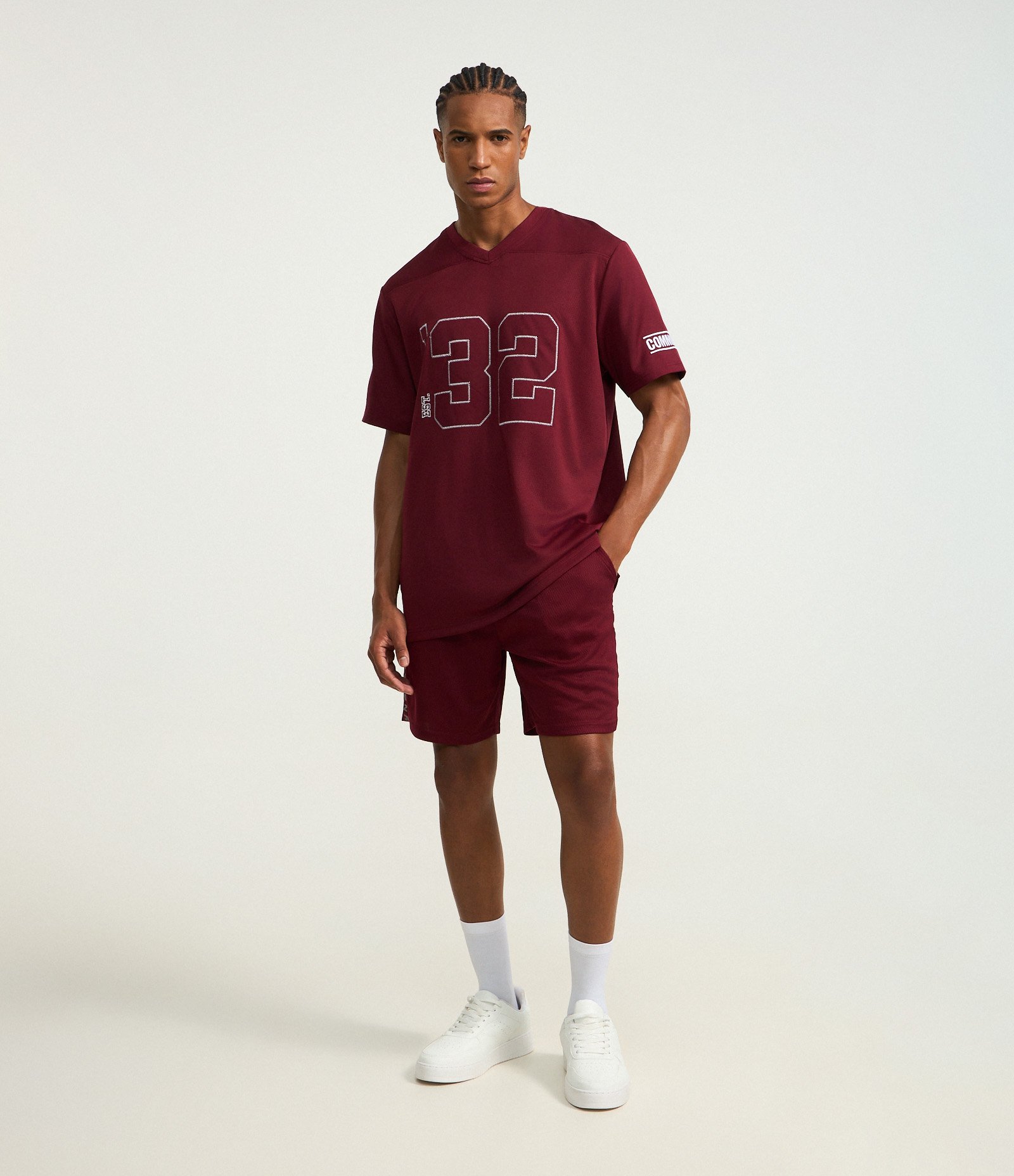 Bermuda Esportiva em Tecnologia Dry com Estampa Lateral Lettering Cabernet 1