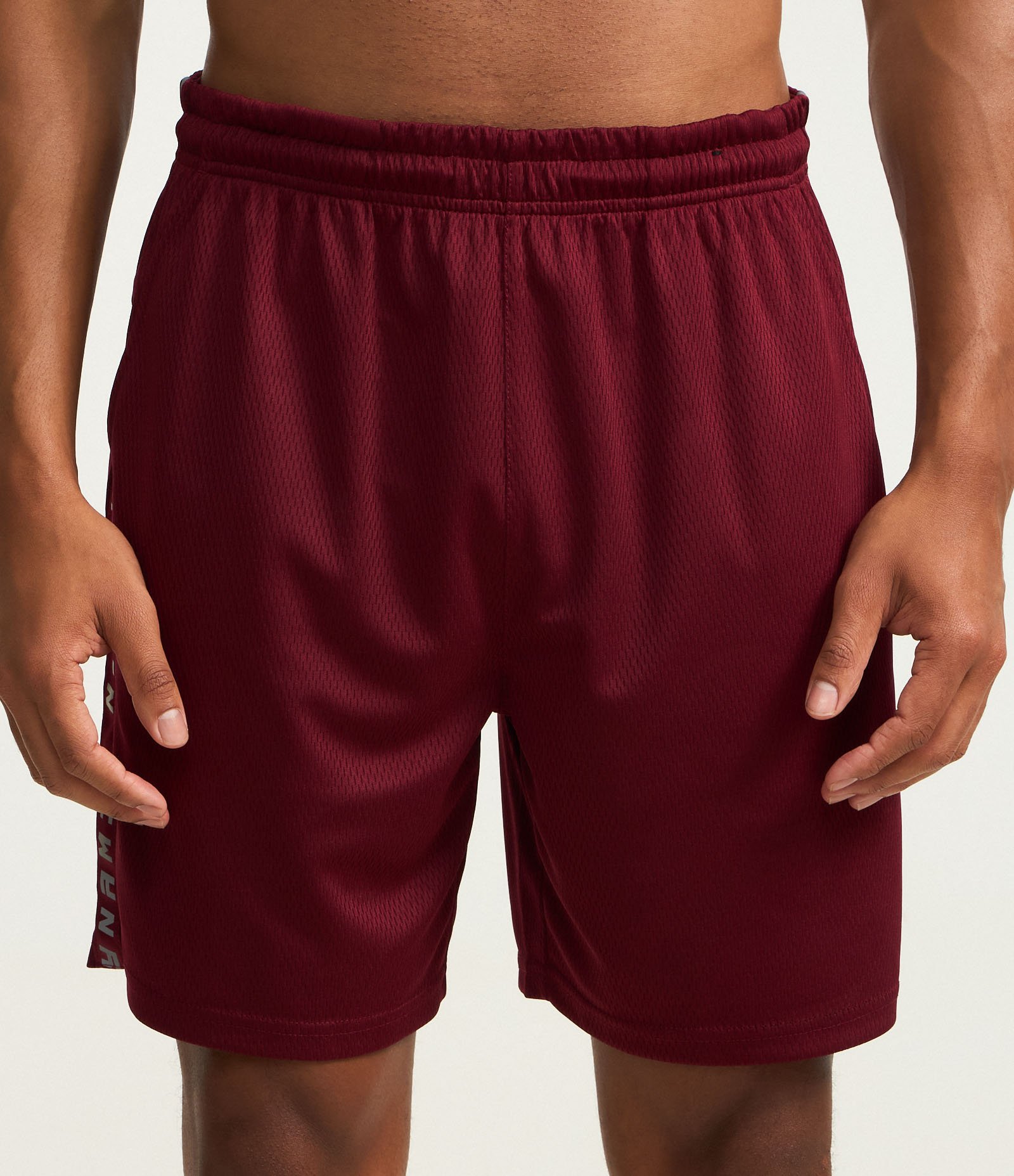 Bermuda Esportiva em Tecnologia Dry com Estampa Lateral Lettering Cabernet 2