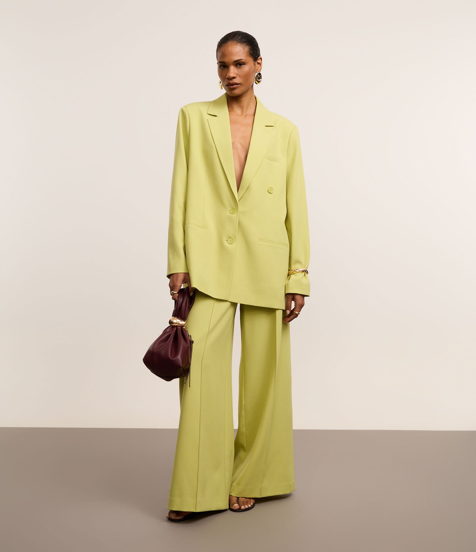 Blazer Over Alfaiatado com Linho e Botões Duplos 2