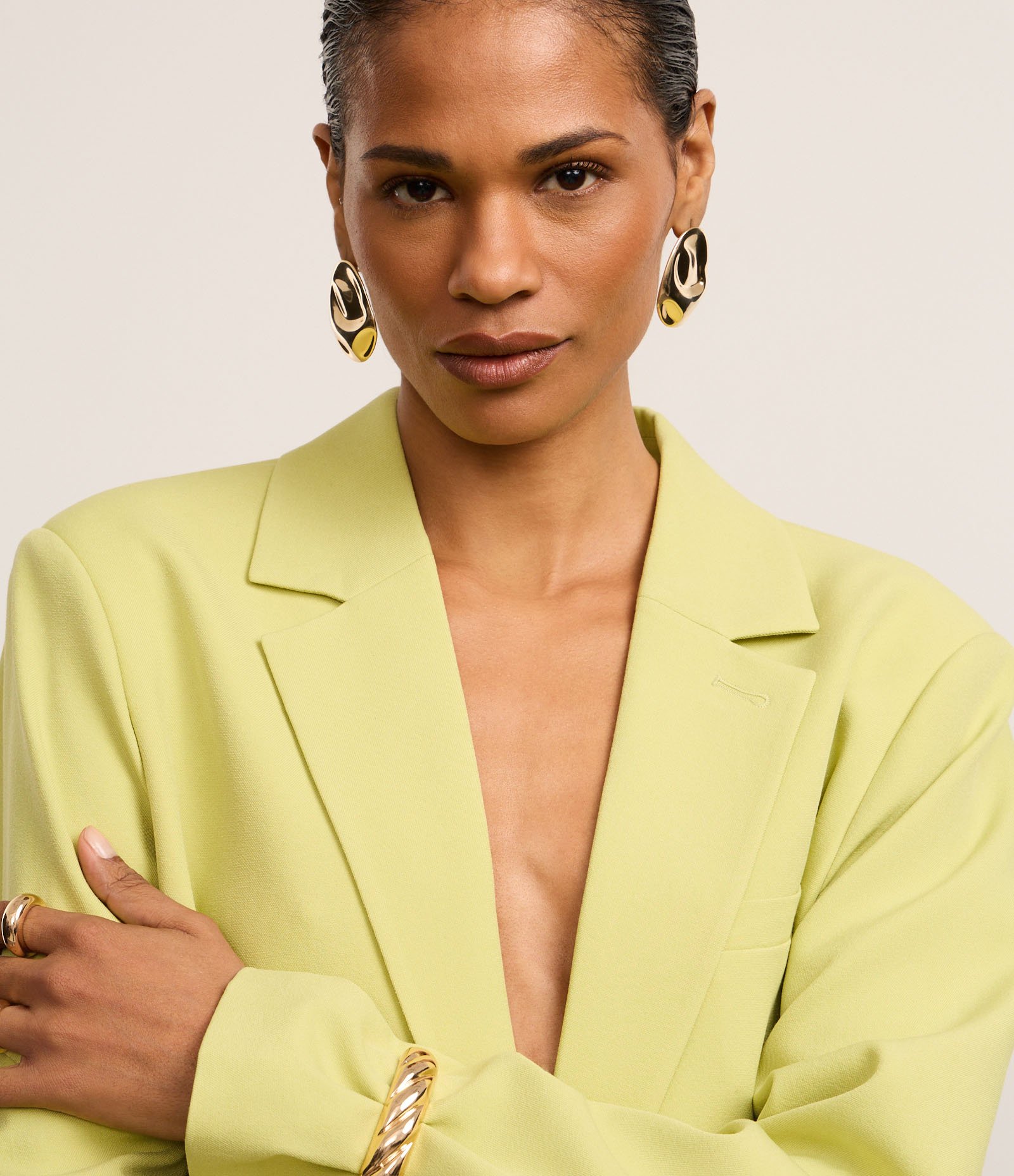 Blazer Over Alfaiatado com Linho e Botões Duplos 3