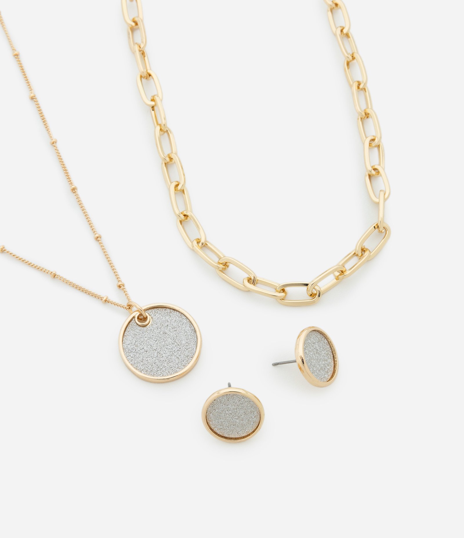 Conjunto de Colar Camadas com Corrente Fina e Elos e Brinco Botão com Brilho Dourado 1