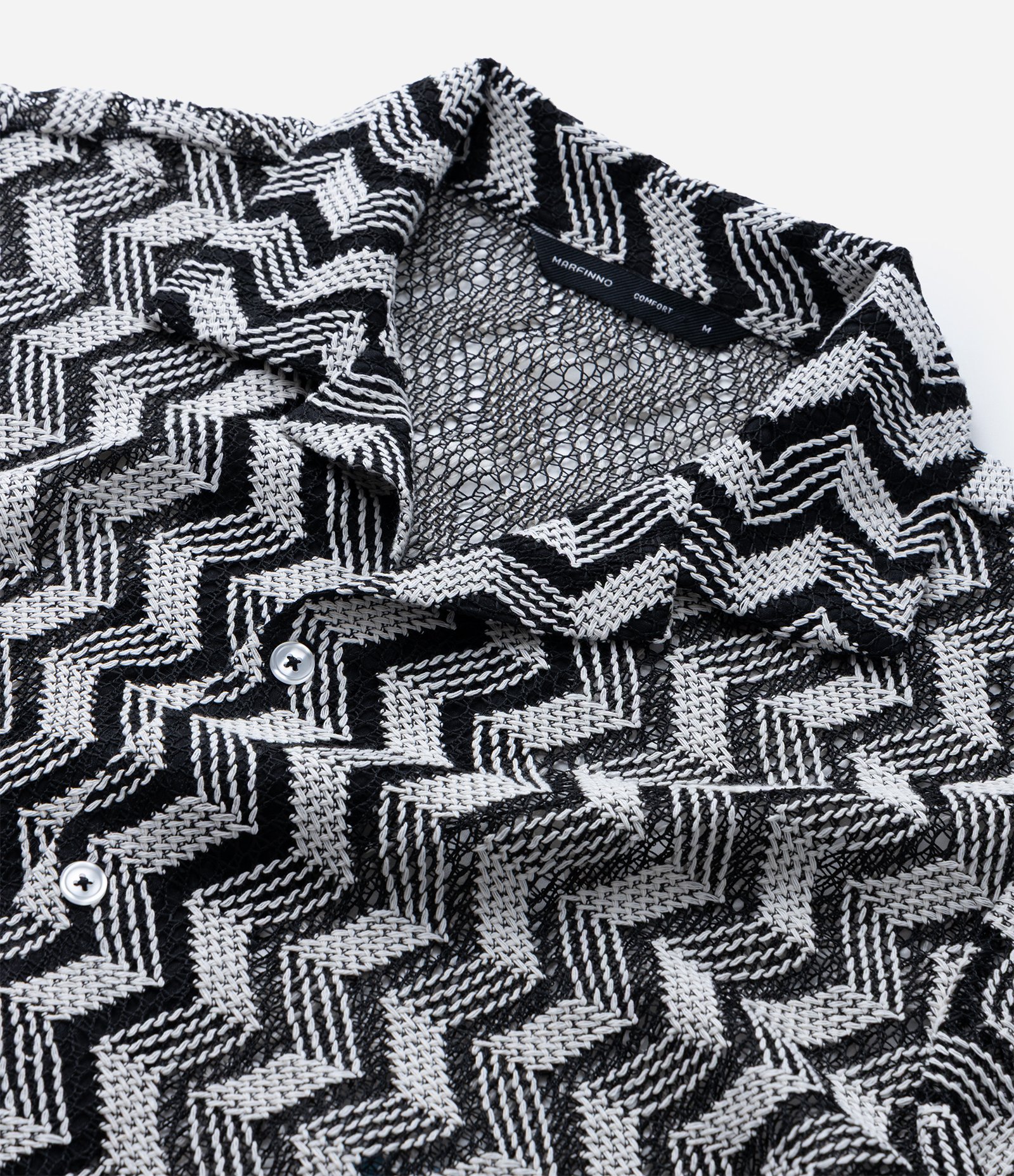 Camisa Comfort com Estampa Zig Zag Texturizada Preto 7