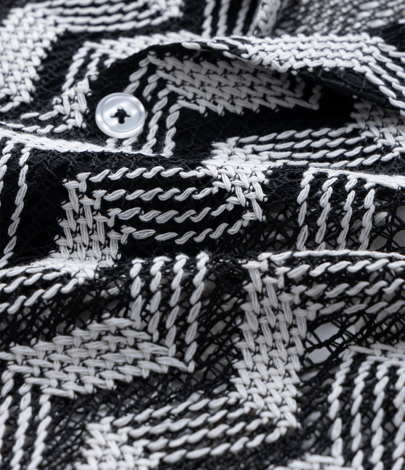 Camisa Comfort com Estampa Zig Zag Texturizada Preto 8