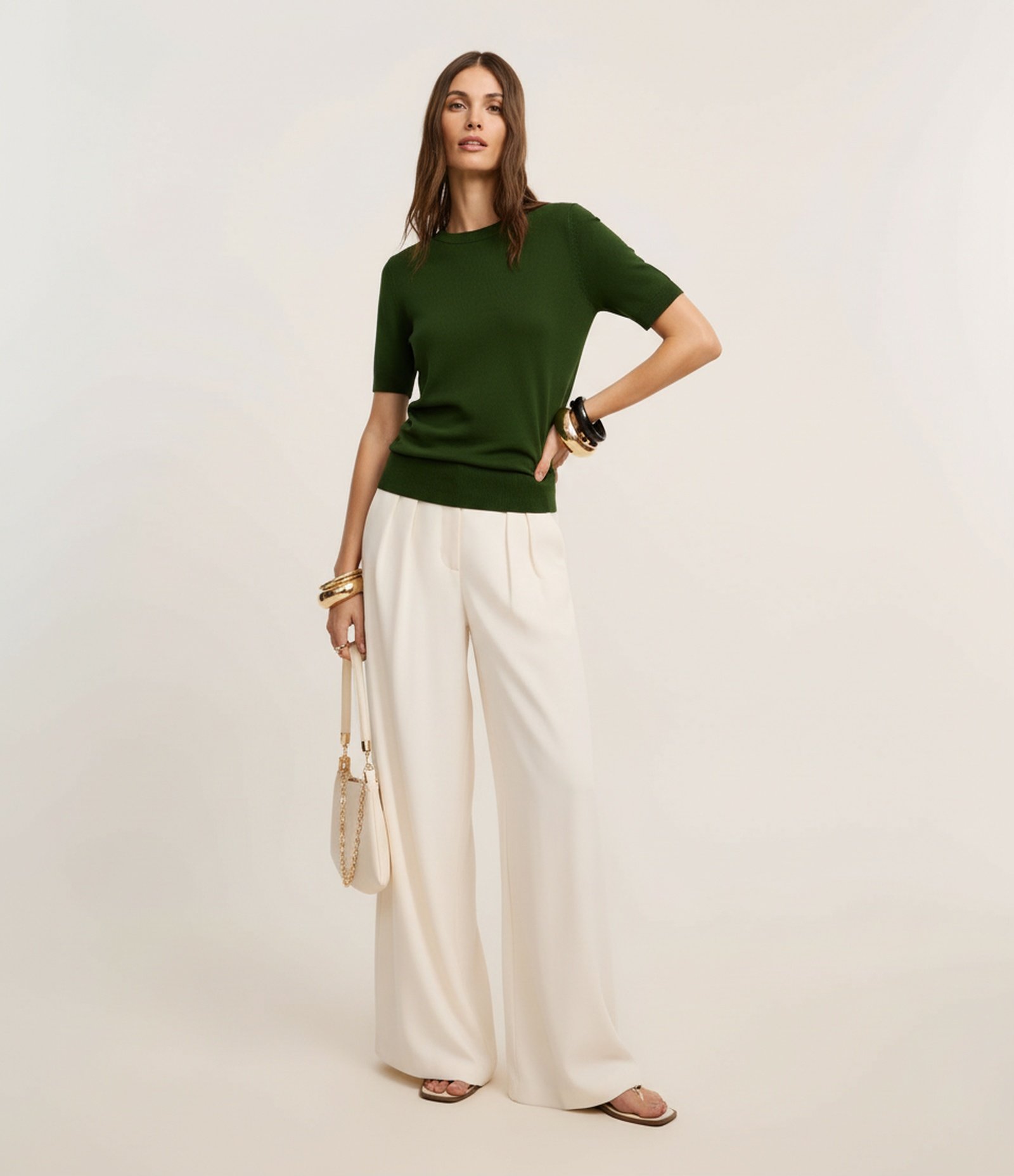 Blusa Básica em Tricô com Barra Canelada Verde 4