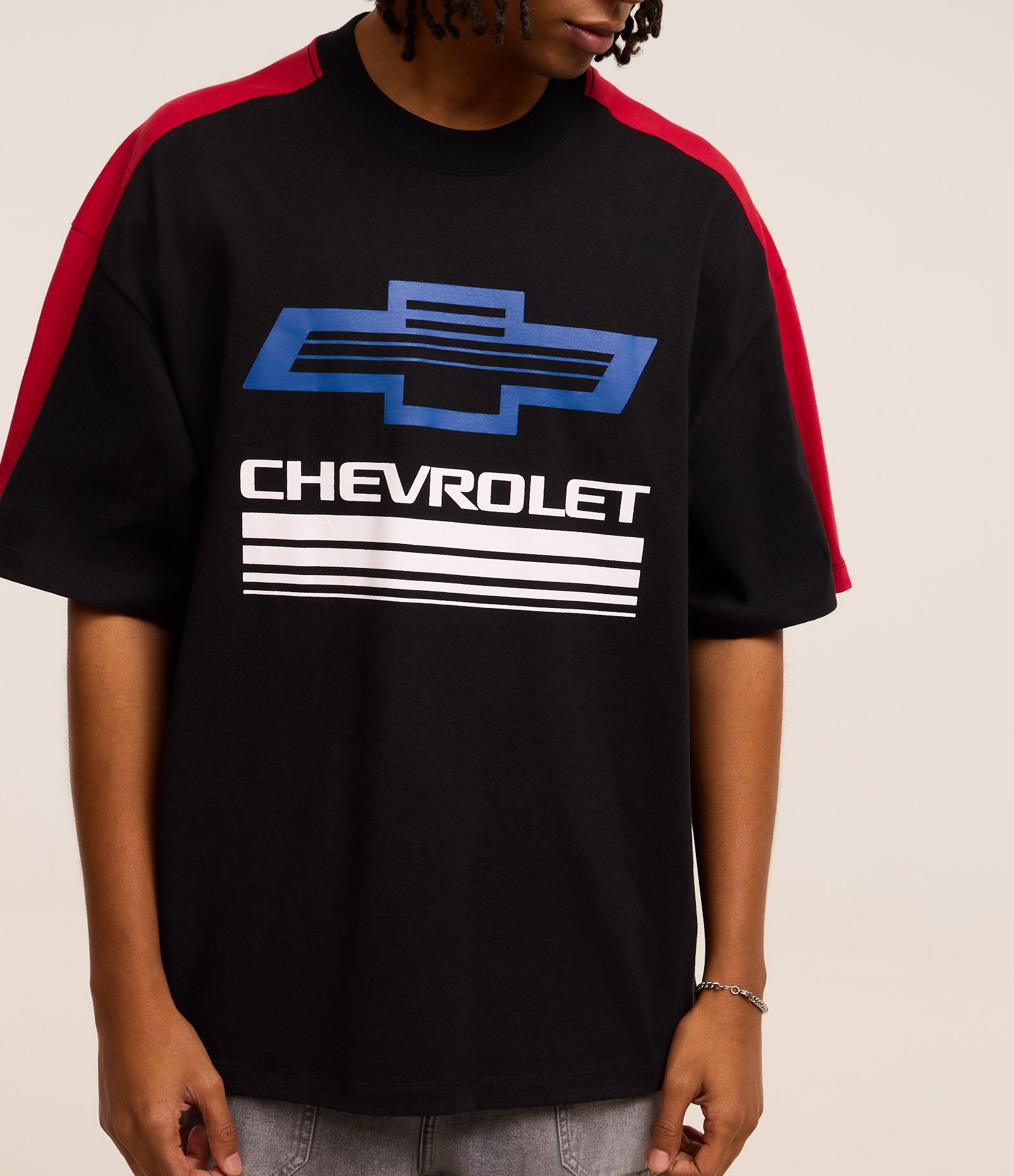 Camiseta Oversized em Malhão com Estampa Chevrolet Preto 6