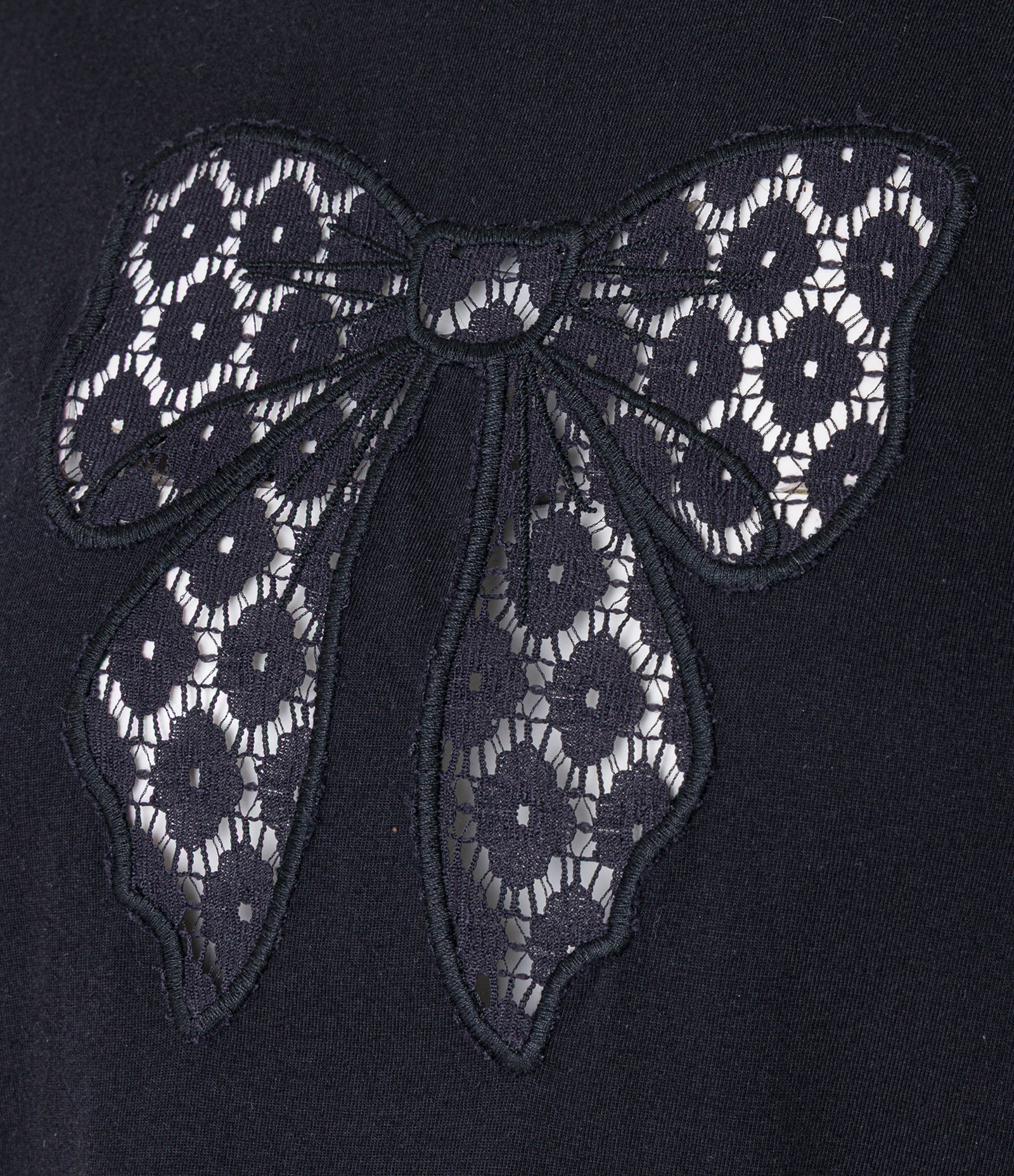 Blusa em Algodão com Laço Vazado e Flores de Renda Preto 6