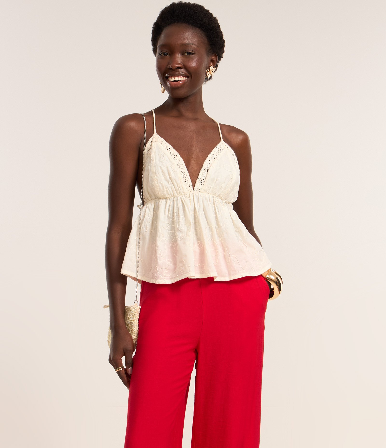 Calça Wide Leg Alfaiatada com Cintura Alta e Zíper Lateral Vermelho 2