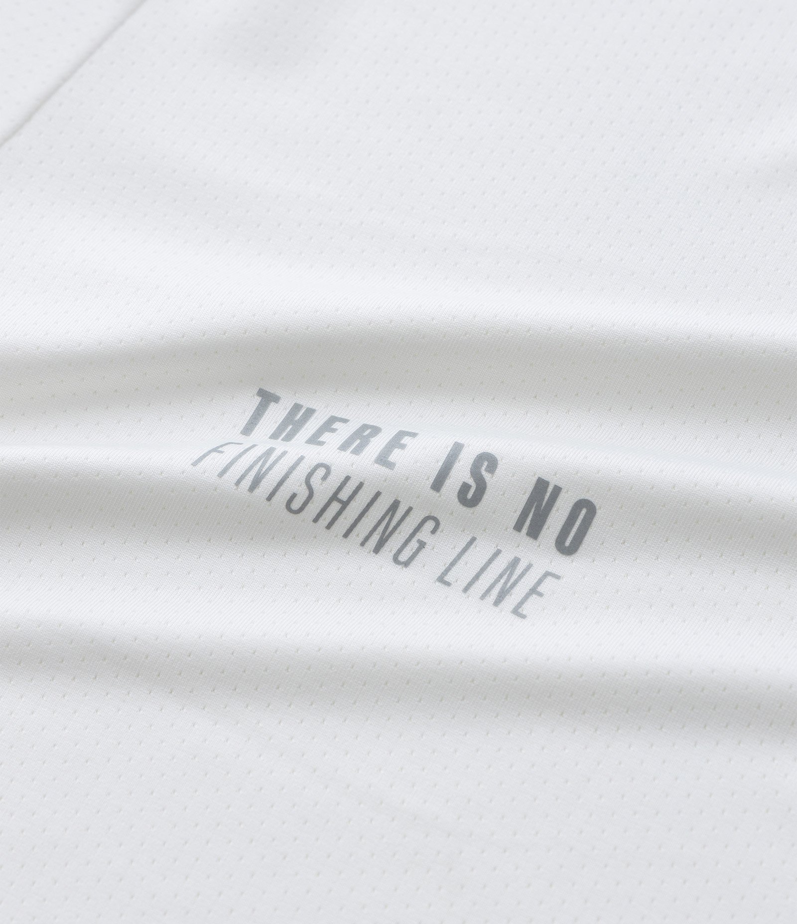 Camiseta Esportiva em Tecnologia Dry Degrade Branco 8