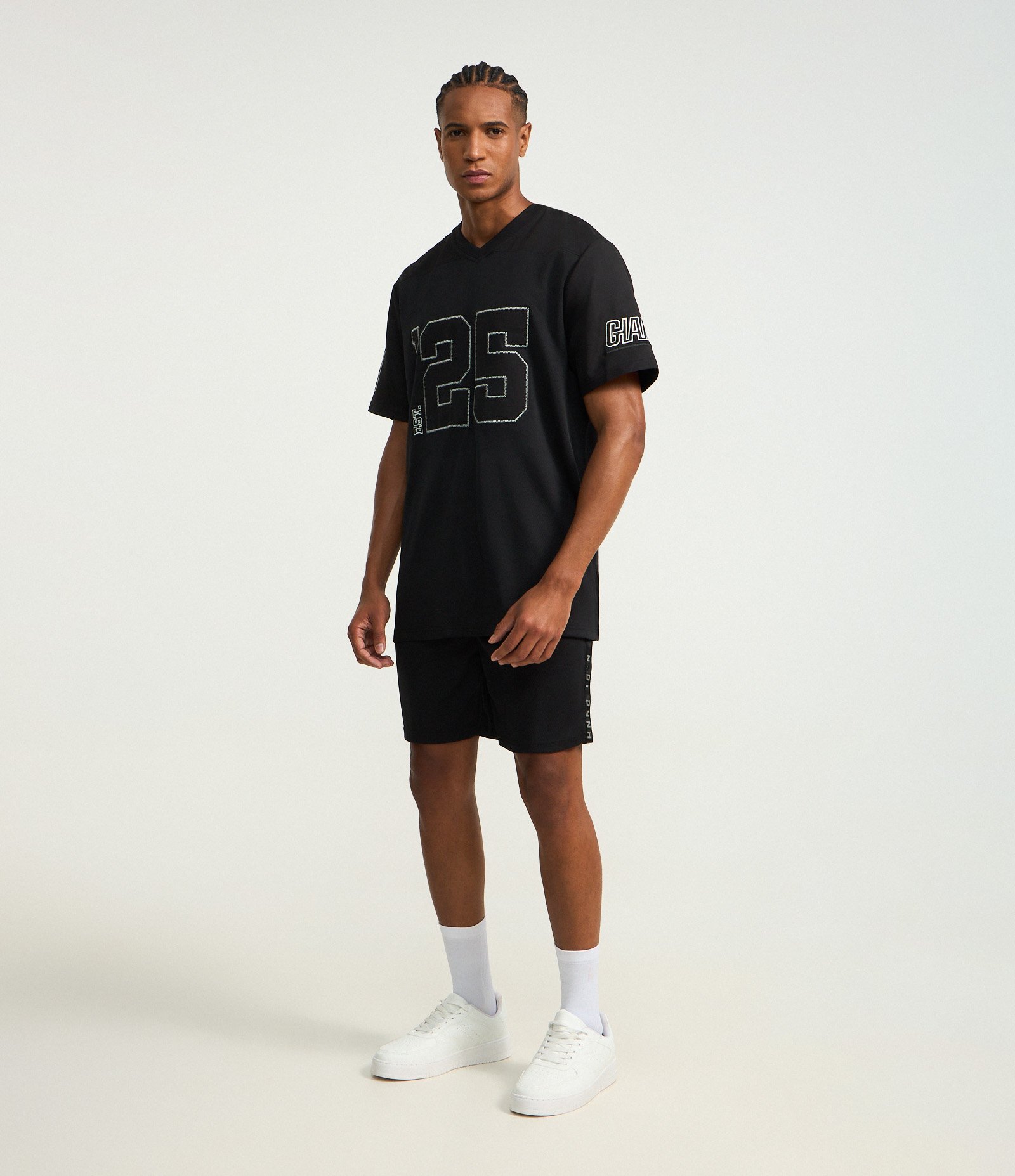 Camiseta Esportiva em Tecnologia Dry NFL Giants Cinza Escuro 2