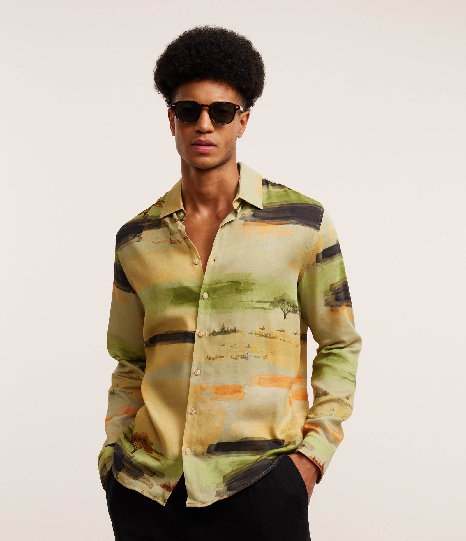 Camisa Regular em Cambraia com Estampa de Paisagem Estilo Aquarela Verde 1