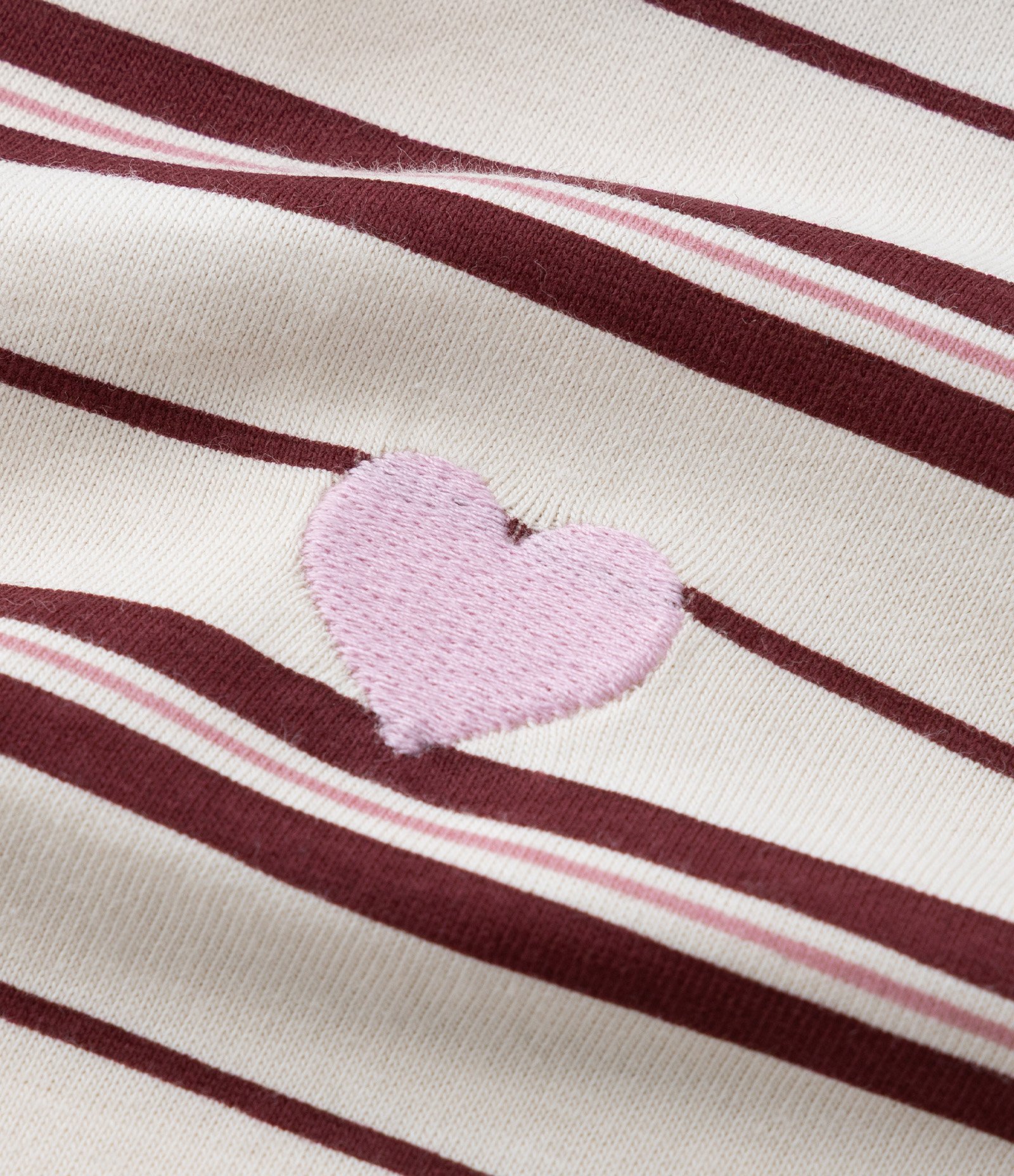 Camiseta Infantil com Bordado Coração - Tam 5 a 14 Anos Bege/Bordô 7