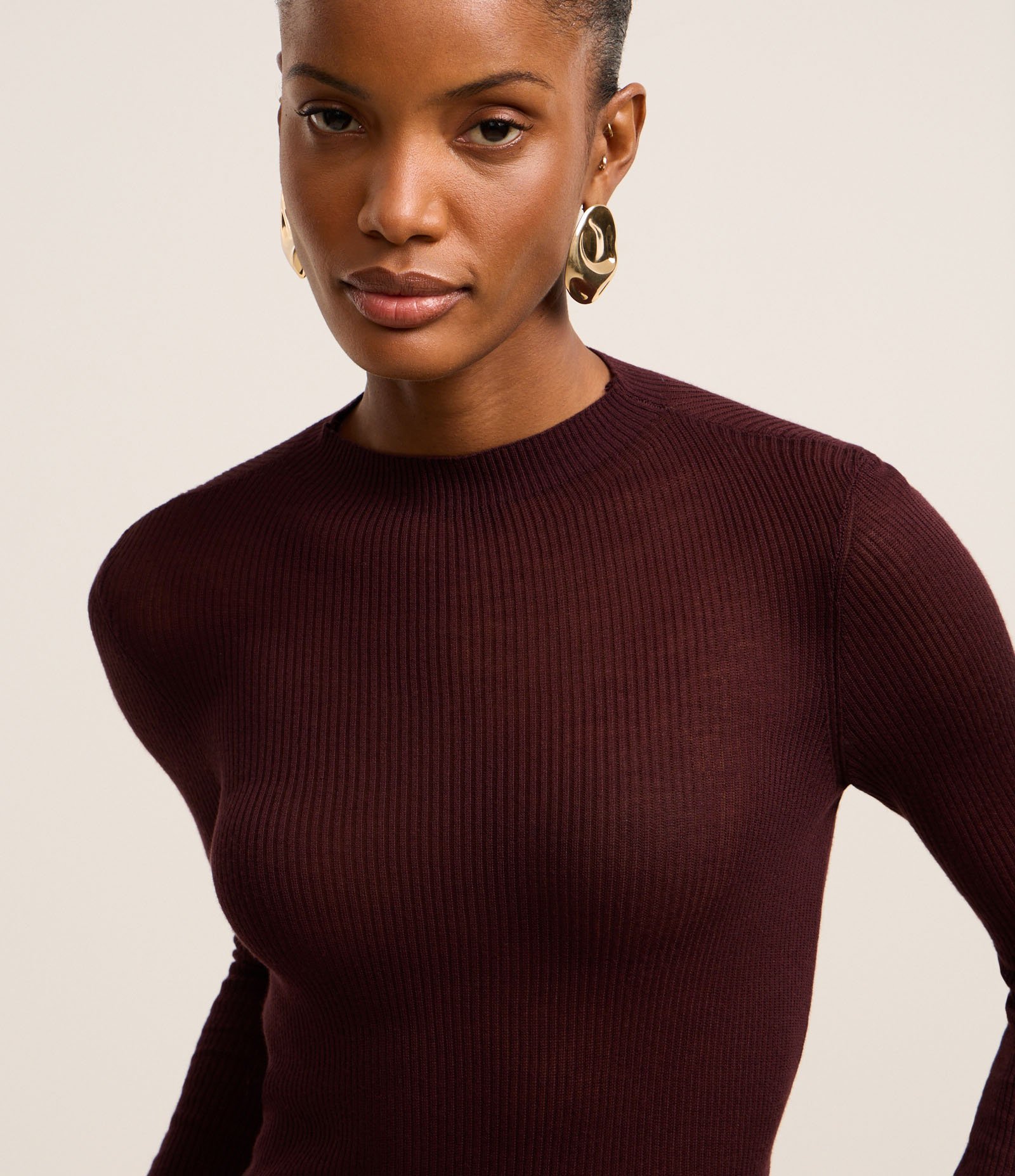 Blusa em Tricô Segunda Pele com Golinha Bordô 3