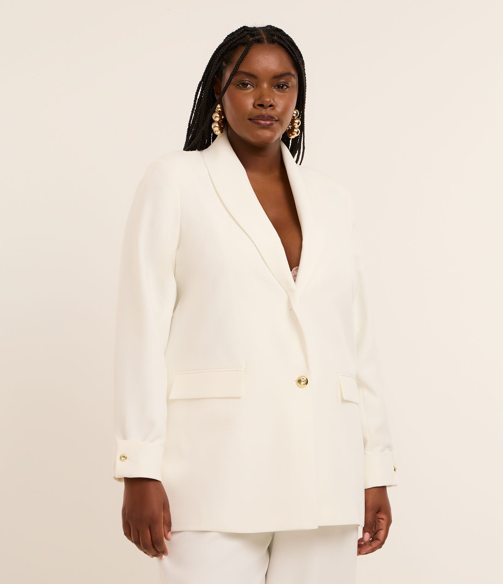 Blazer em Alfaiataria com Botão Gold Curve & Plus Size Branco 7