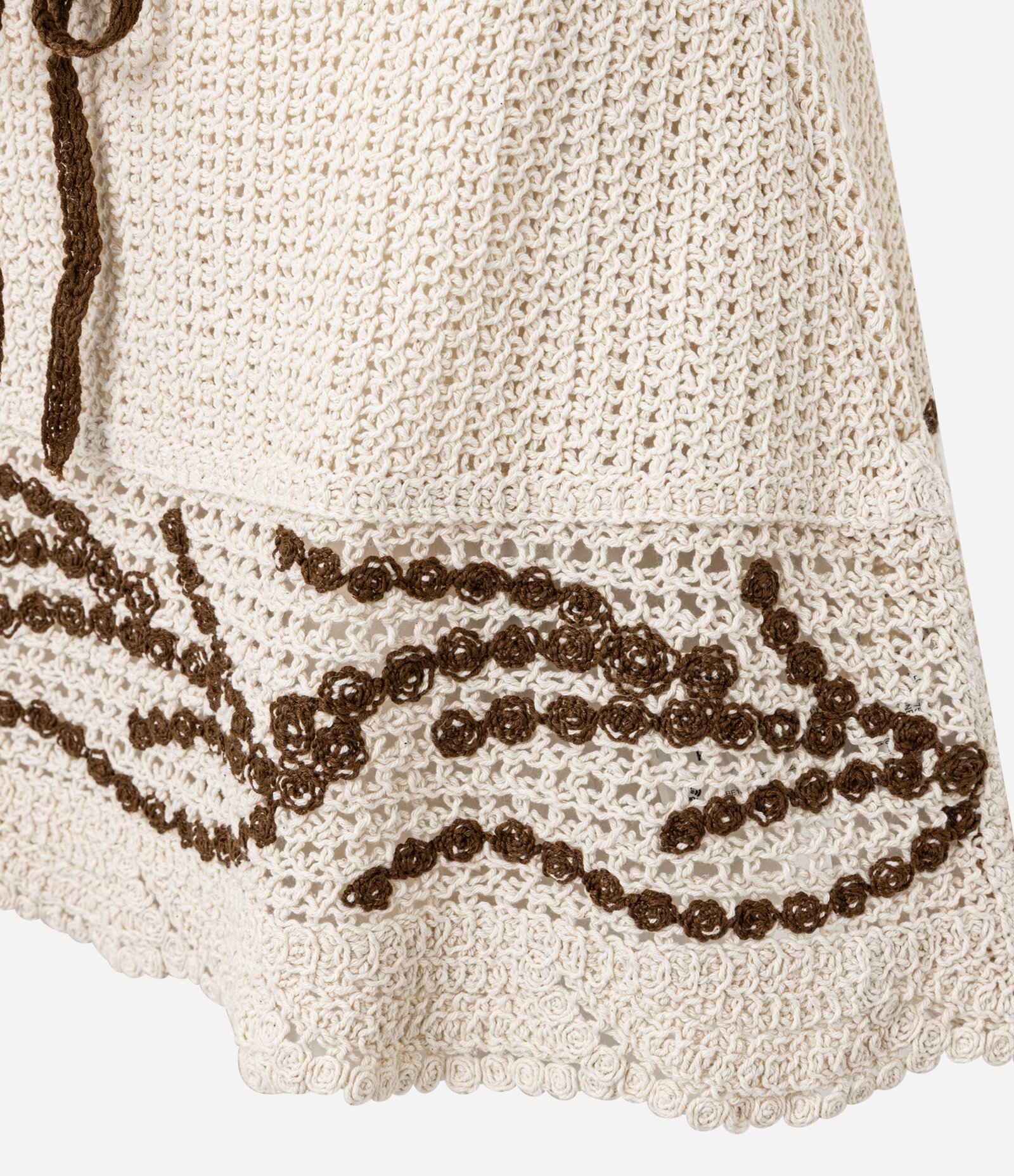 Saia Curta em Tricô com Efeito Crochê e Bordado Contrastante Bege 8
