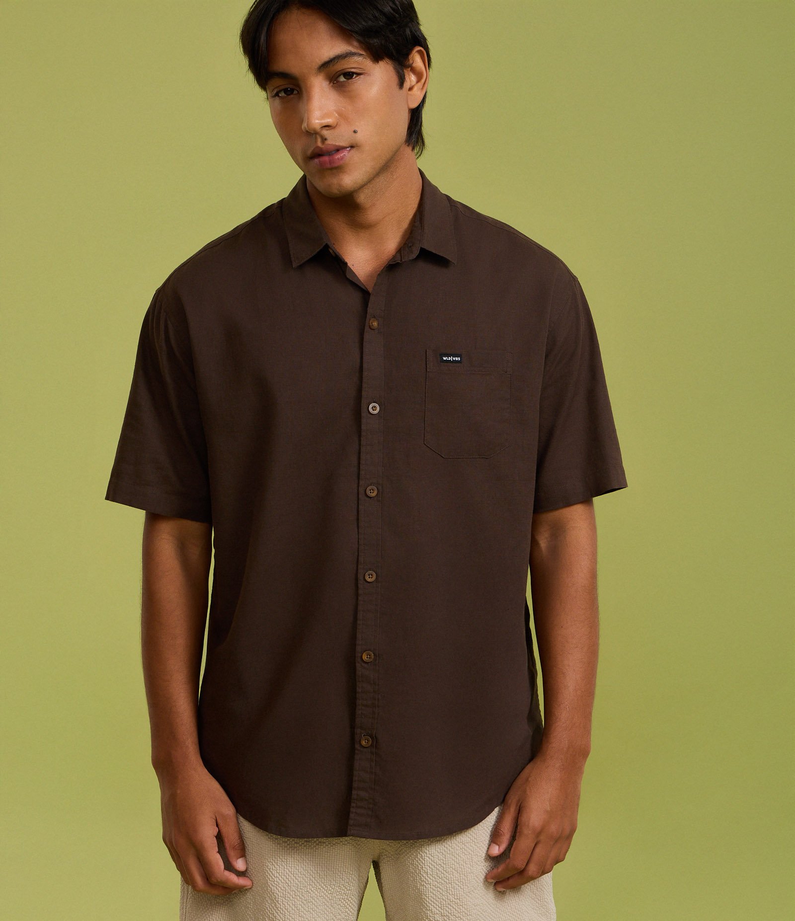 Camisa Relaxed em Cânhamo com Bolso Marrom 4