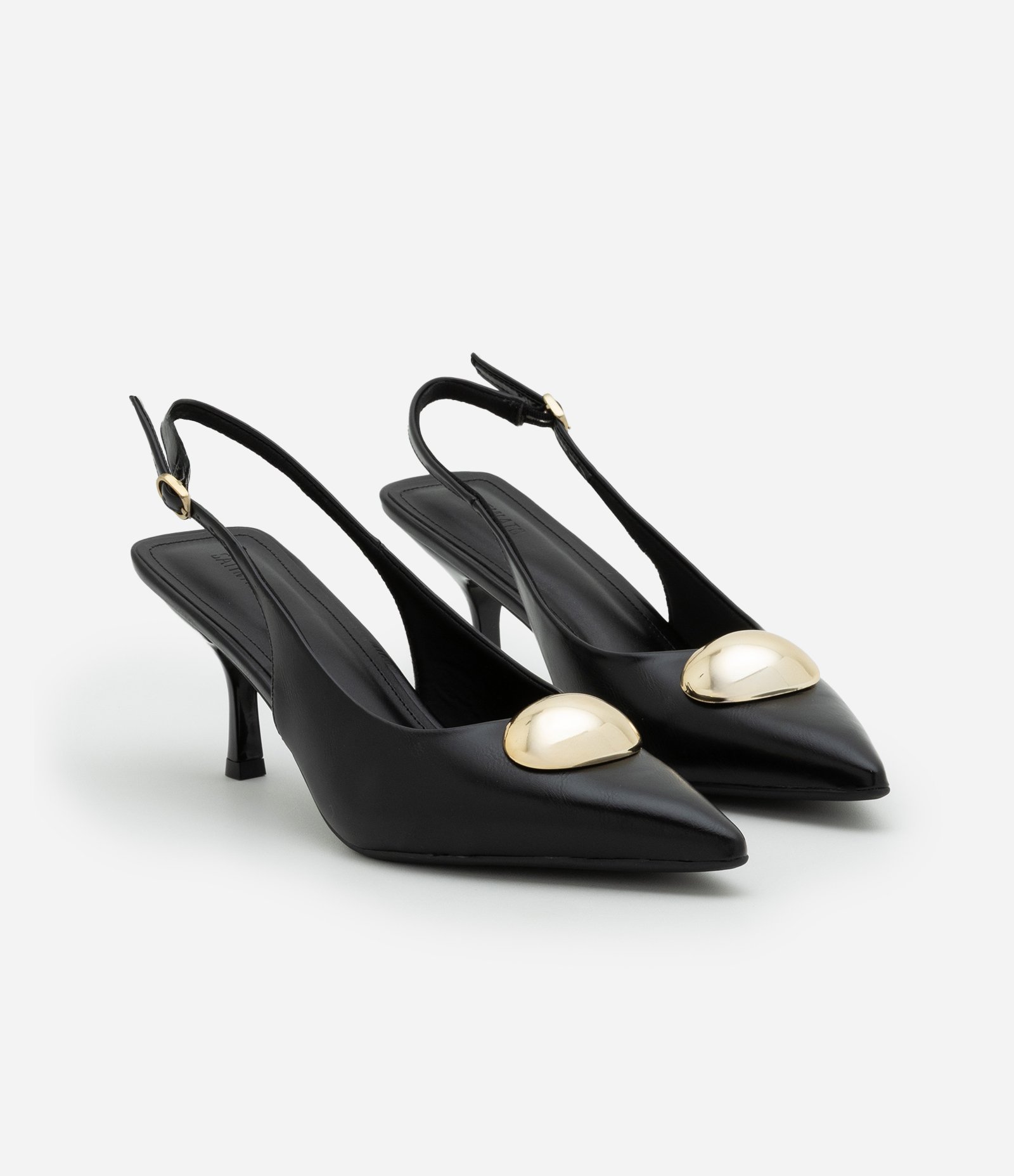 Sapato Slingback com Detalhe Bold Preto 3