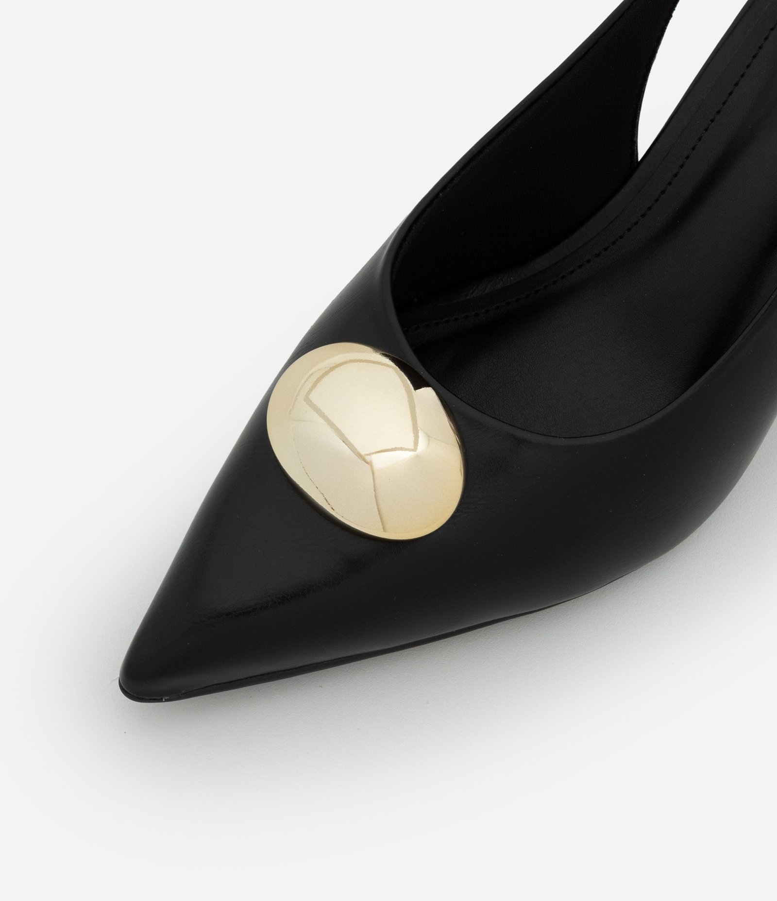 Sapato Slingback com Detalhe Bold Preto 6