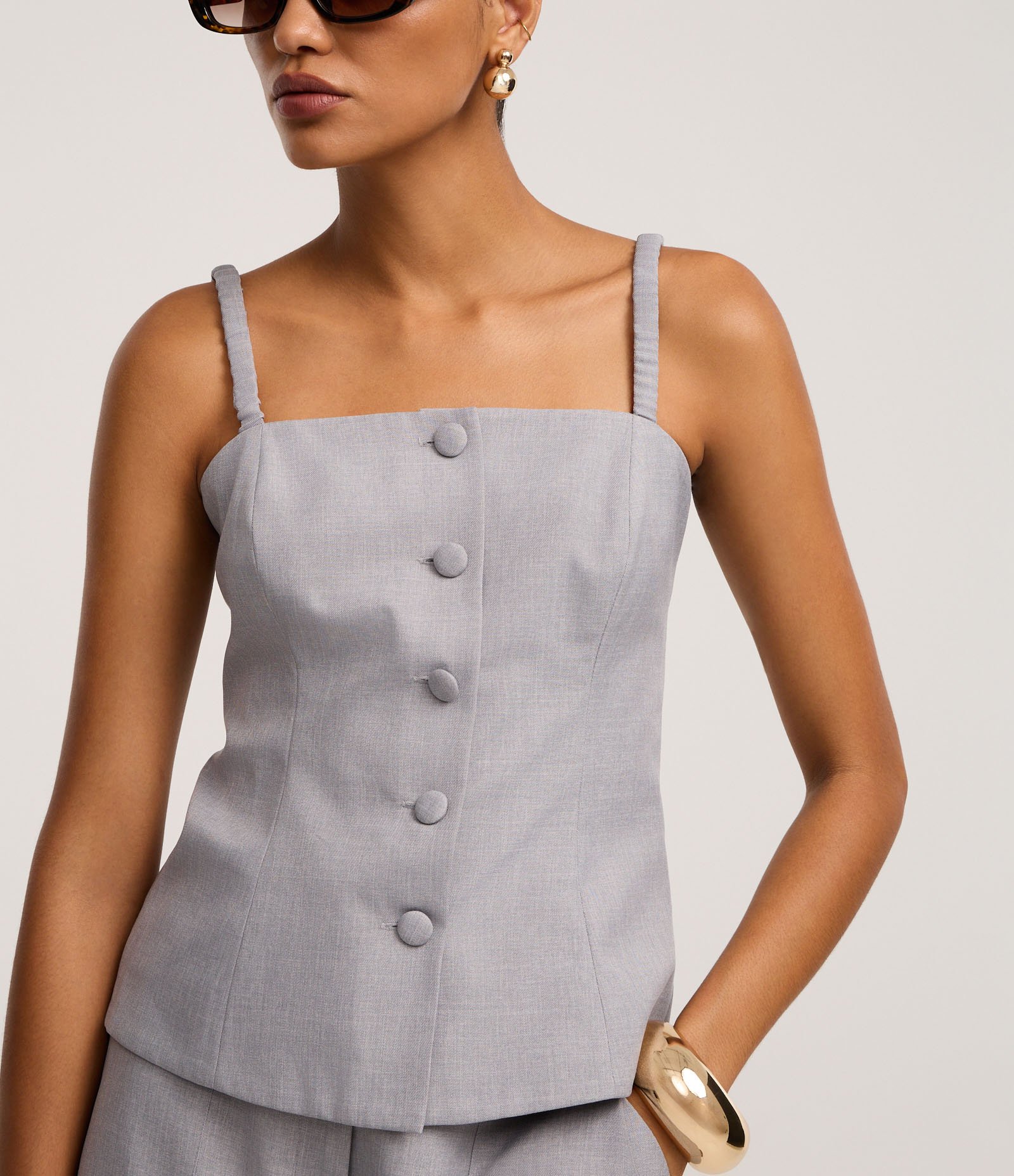 Blusa Alfaiatada de Alça com Botões Forrados Cinza 4