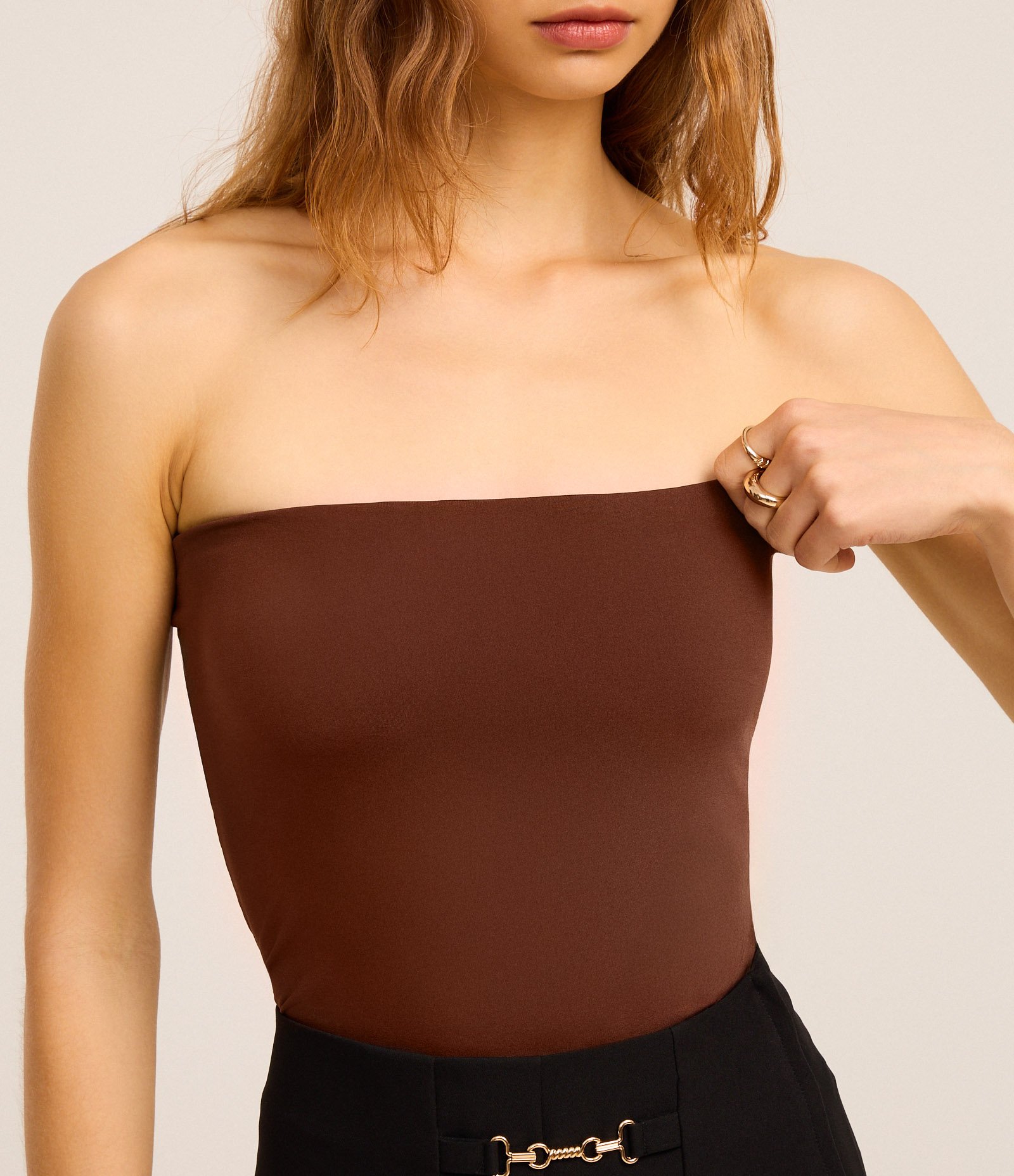 Top Ajustado Tomara Que Caia Marrom 4