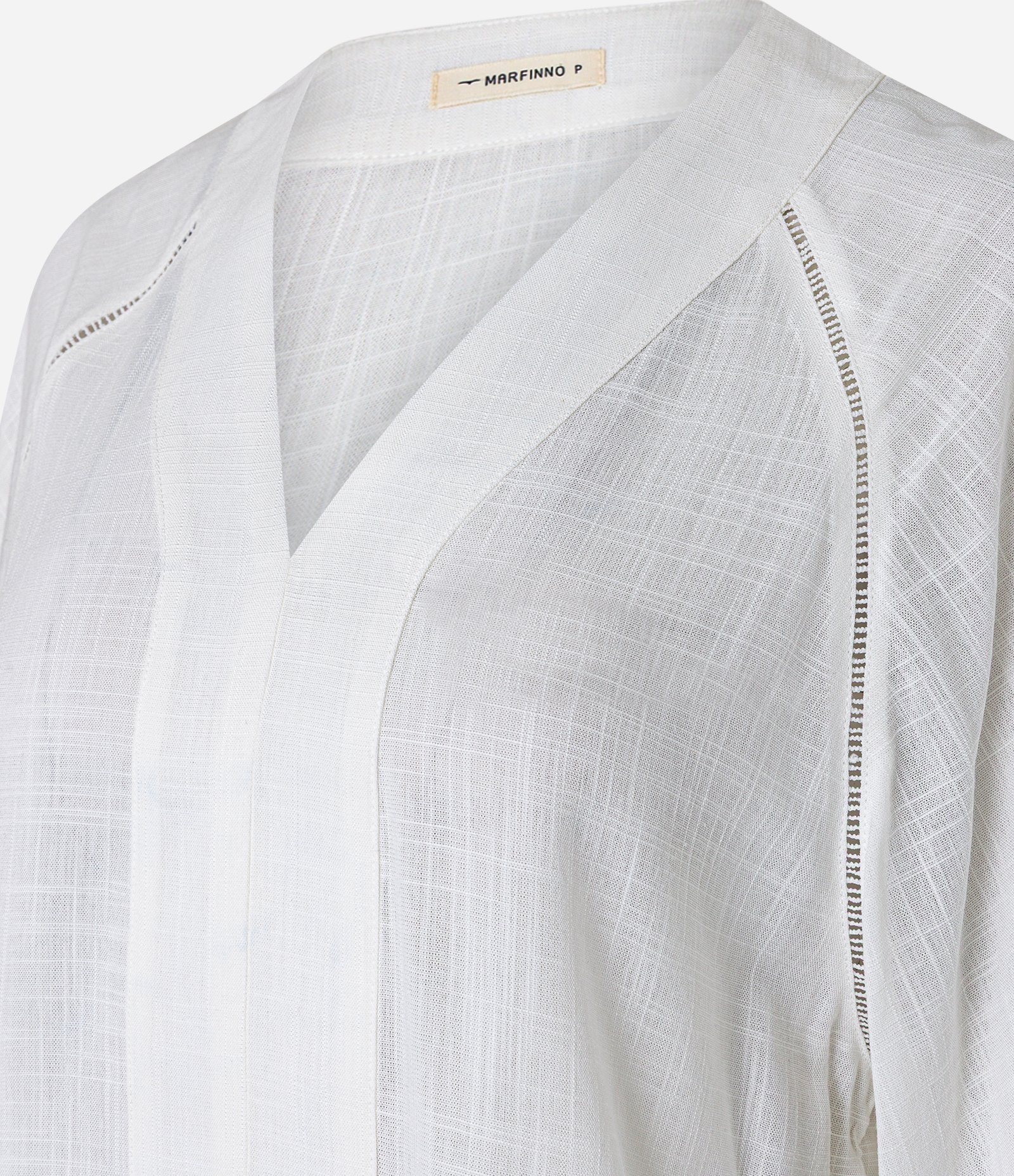 Blusa em Viscose com Entremeio e Manga Ampla Branco 6