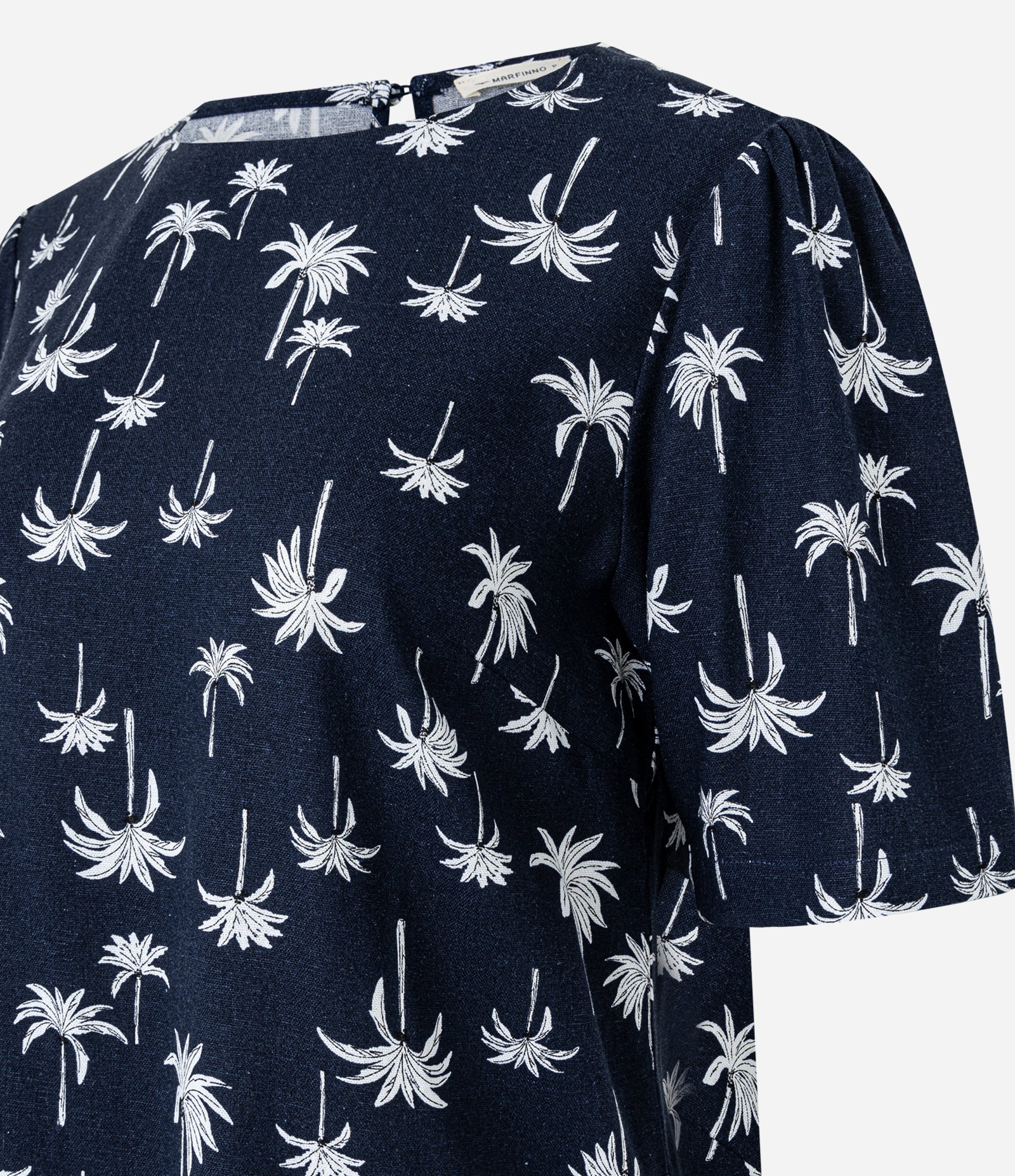 Blusa em Viscolinho com Estampa Coqueiros Azul Marinho 6