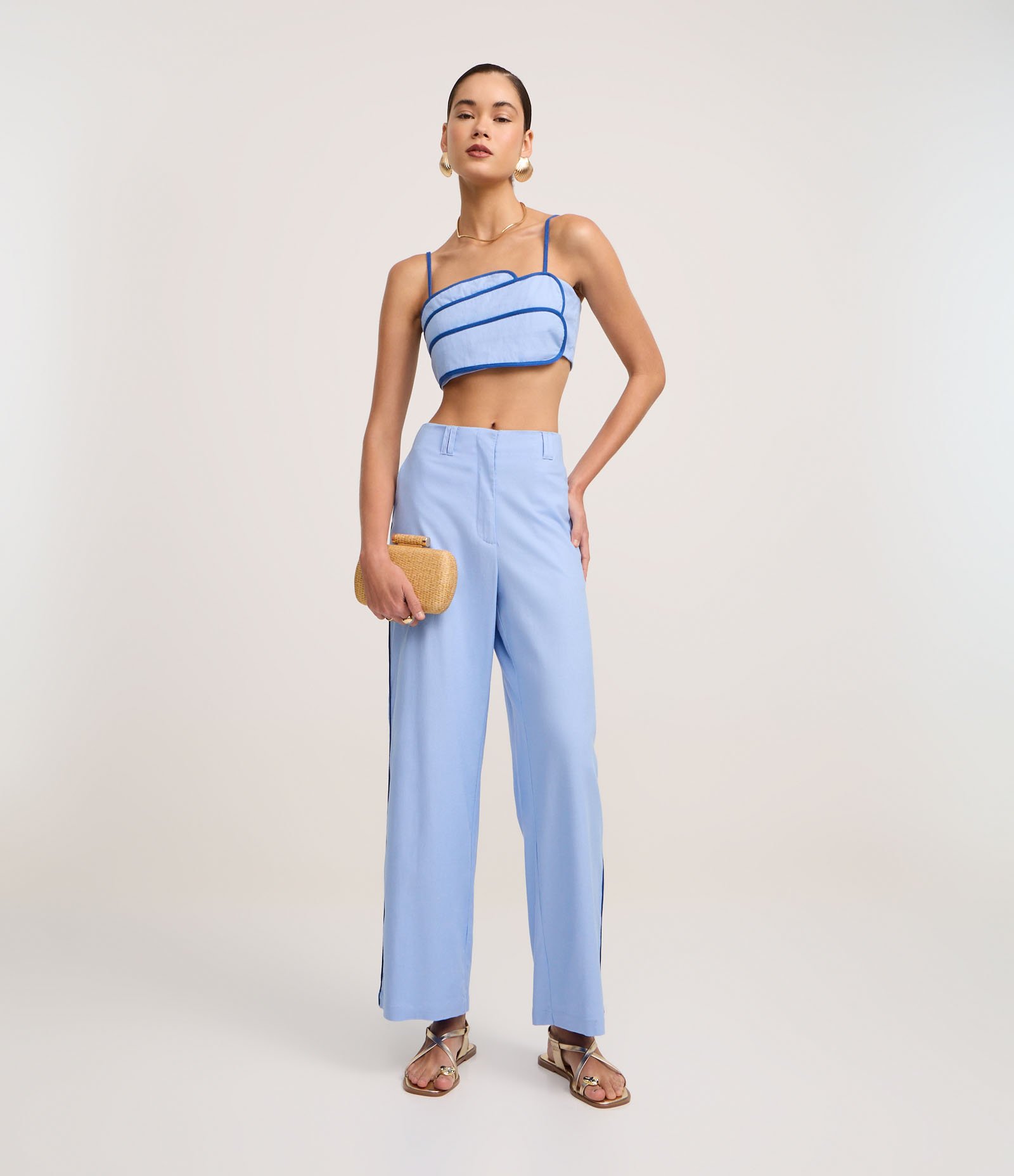 Top de Alça em Viscolinho com Listra Contrastante no Busto Azul 2