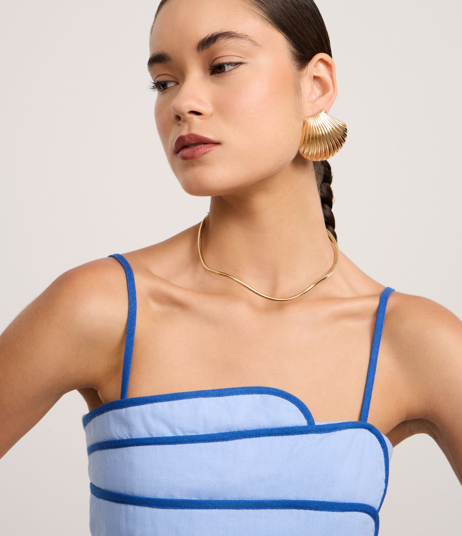 Top de Alça em Viscolinho com Listra Contrastante no Busto Azul 3