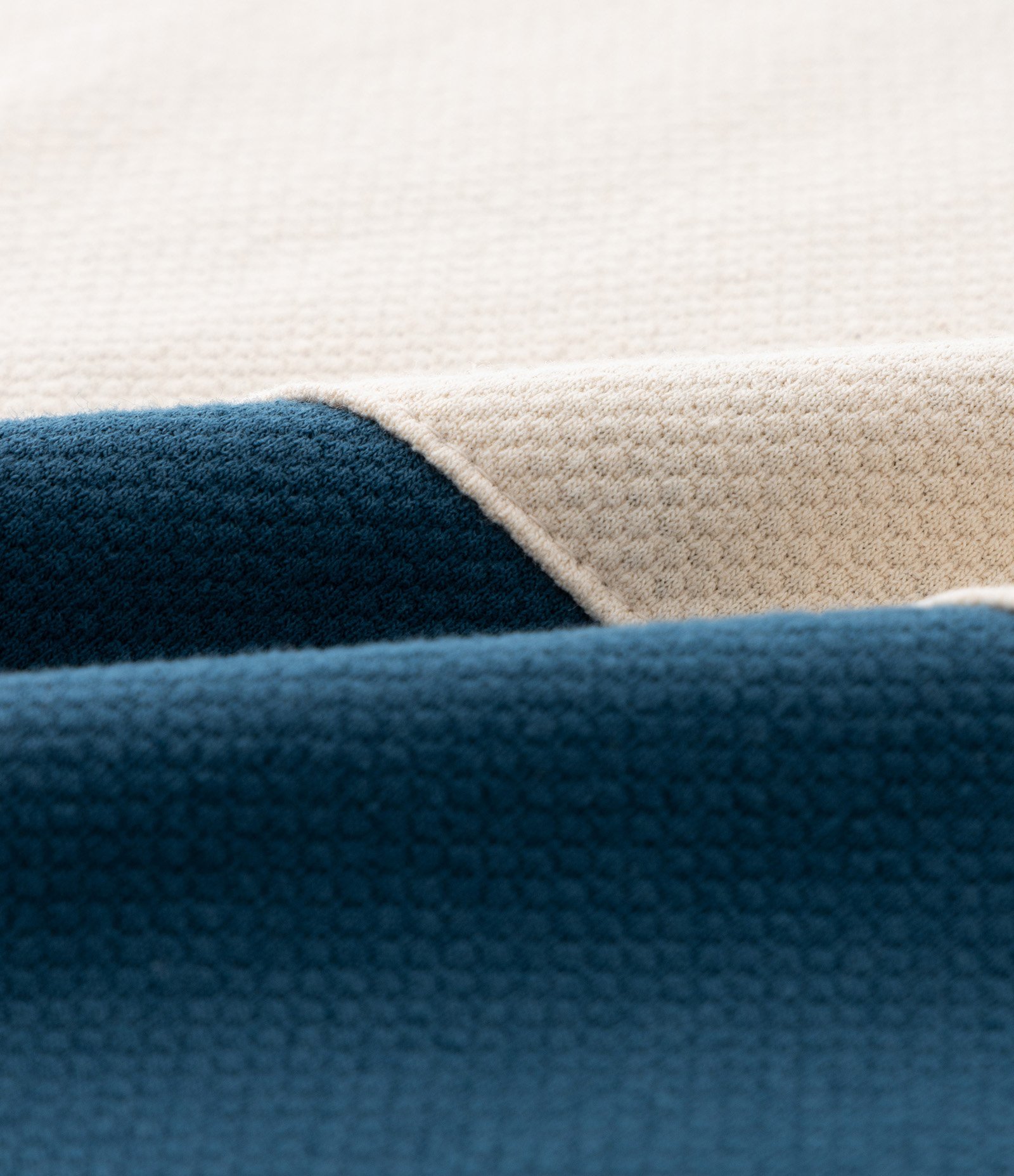 Camiseta Infantil em Malha com Blocos de Cores - Tam 5 a 14 anos Cinza/Bege/Azul 3