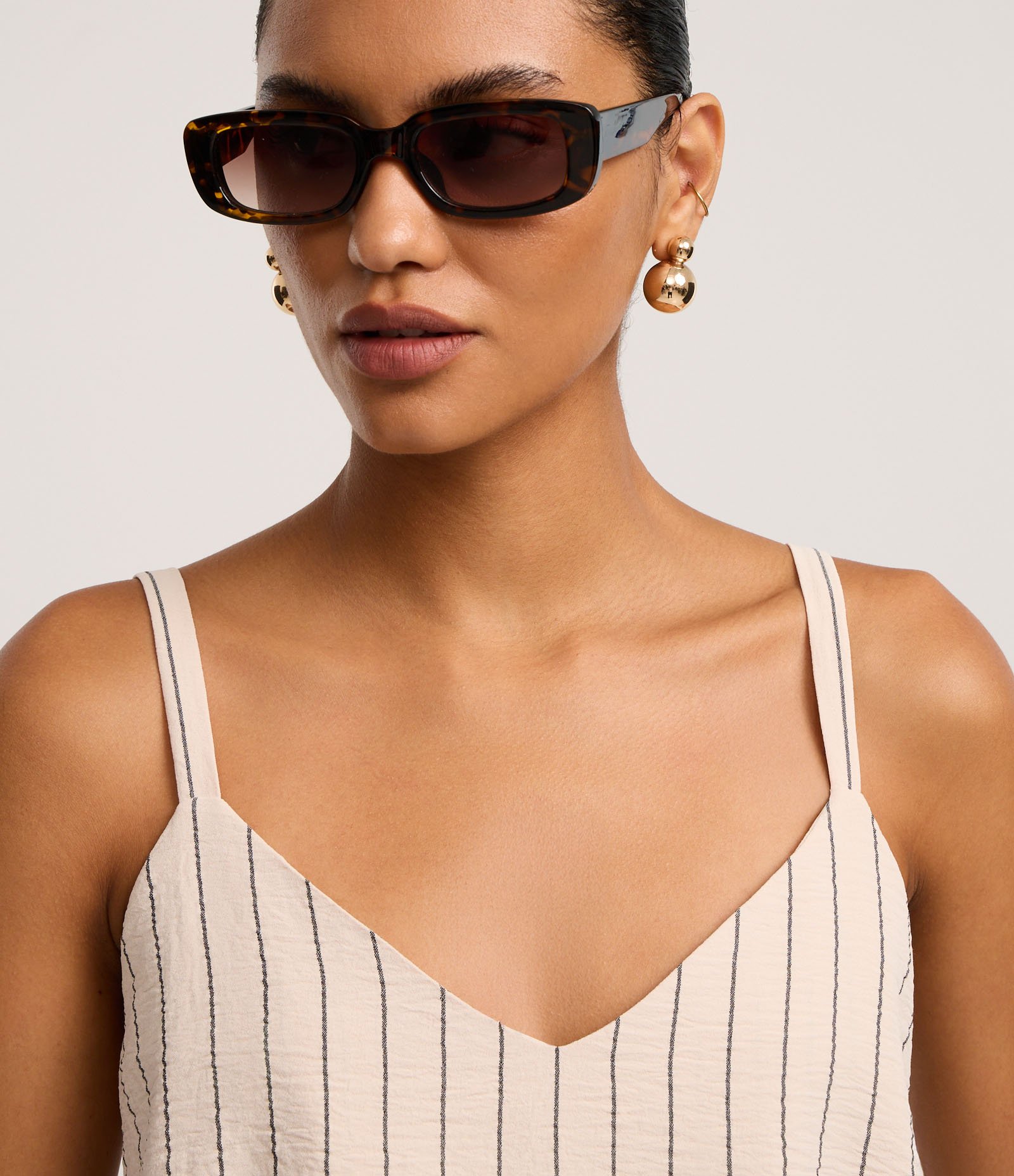 Blusa de Alça em Airflow com Listras Verticais de Fio Tinto Bege 3