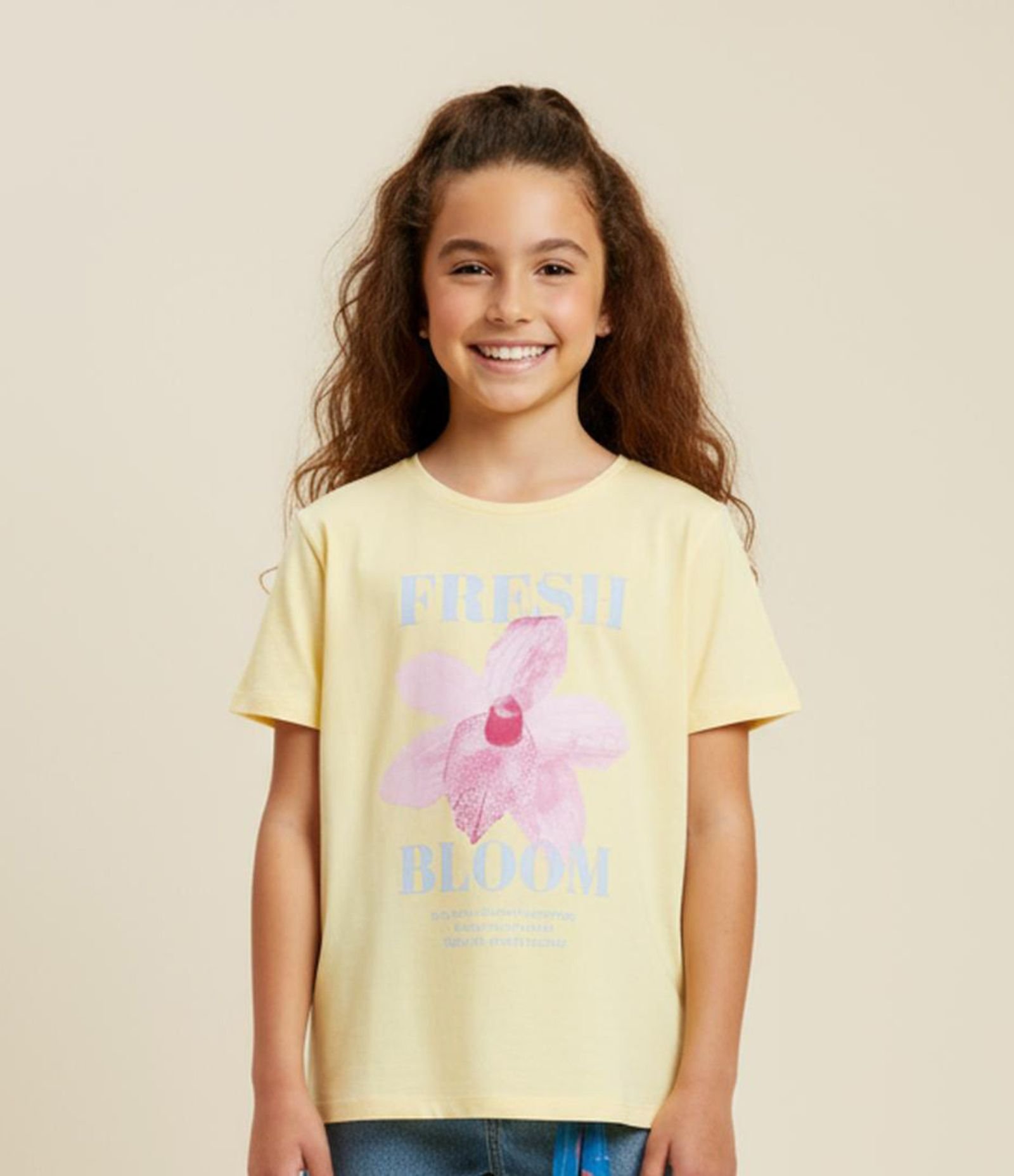 Camiseta Infantil com Estampa de Flor - Tam 5 a 14 Anos Amarelo 1
