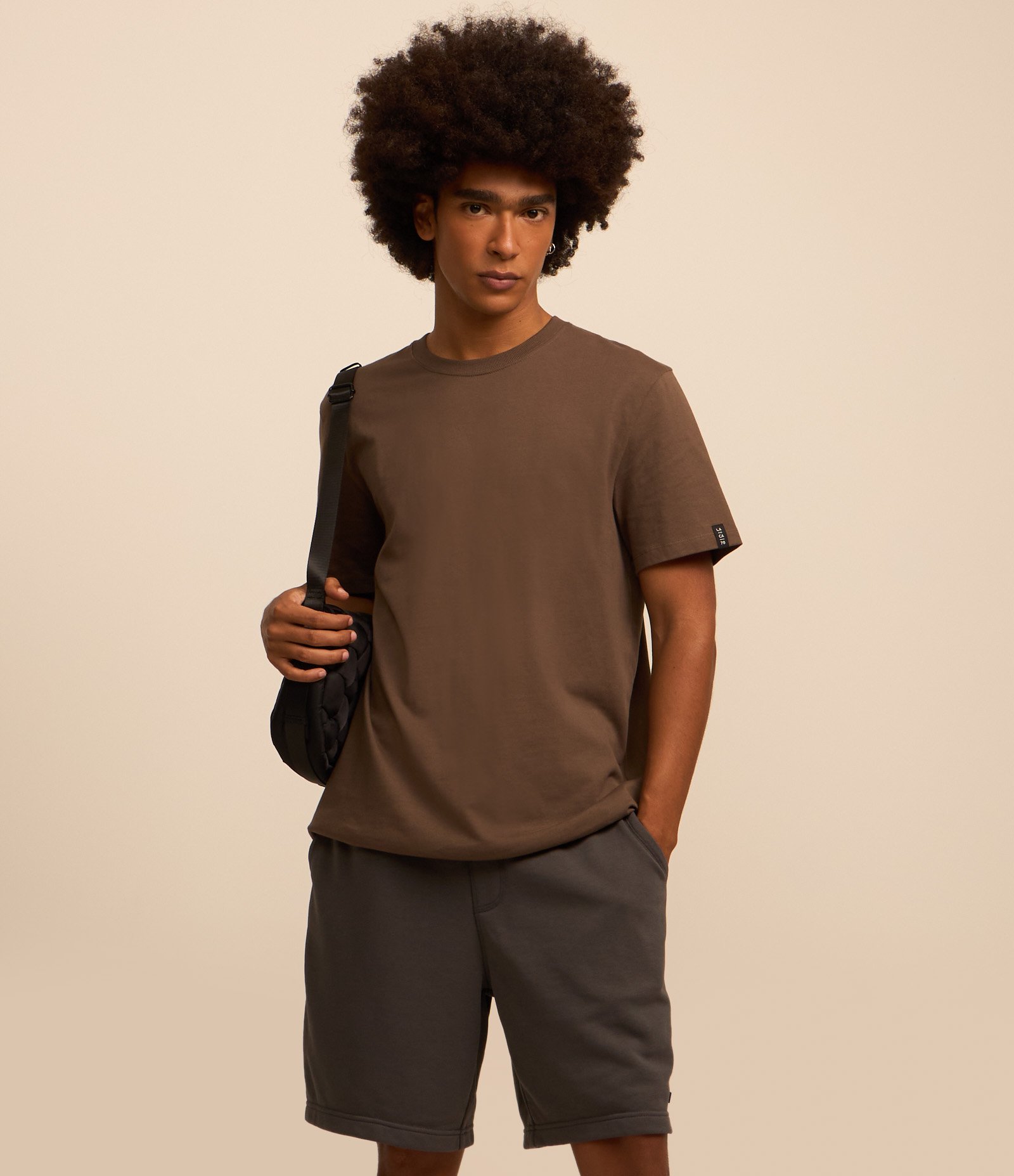 Bermuda Slim em Moletom com Felpa e Bolsos Cinza 1