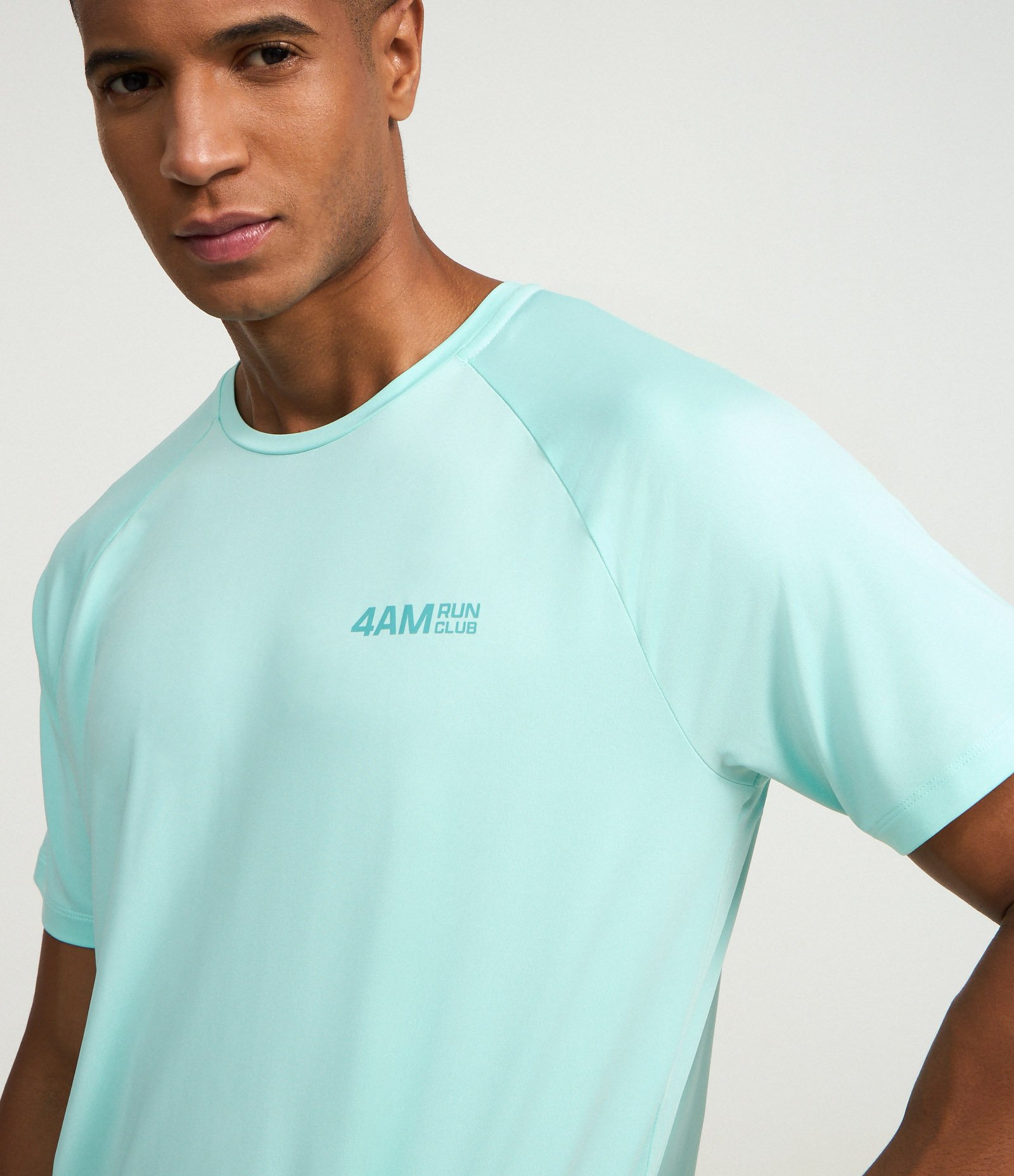 Camiseta Esportiva Regular com Tecnologia Dry e Lettering Refletivo Azul 4