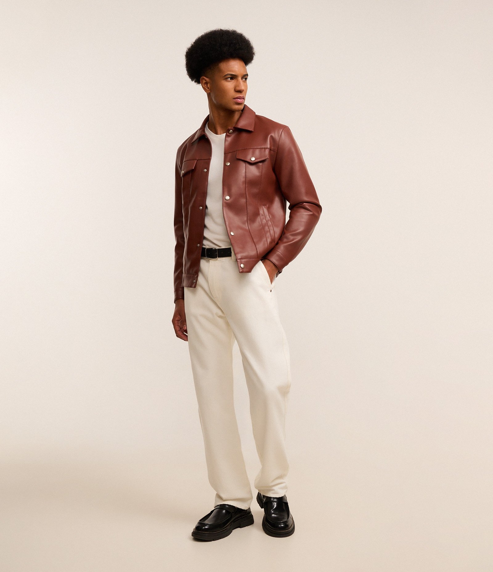 Calça Reta em Sarja com Etiqueta Aplicada Branco 1