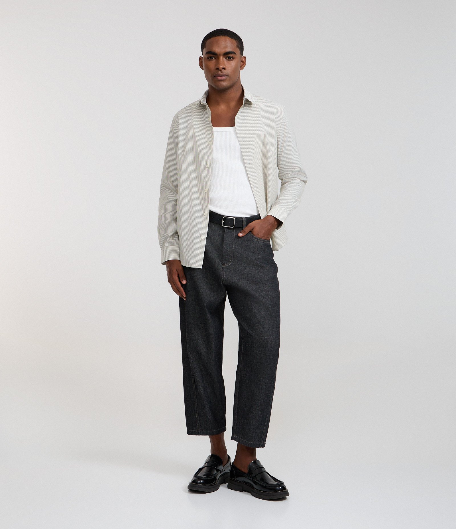 Camisa Regular em Alfaiataria Listrada Verde 2