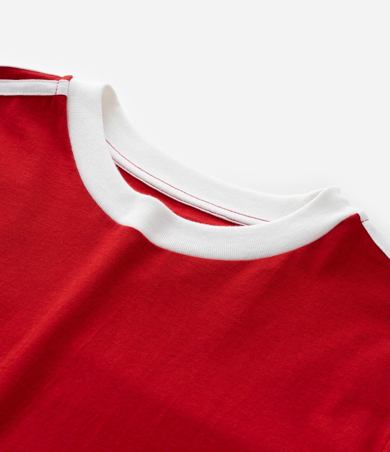 Camiseta Infantil com Detalhes Contrastantes - Tam 5 a 14 anos Vermelho 4