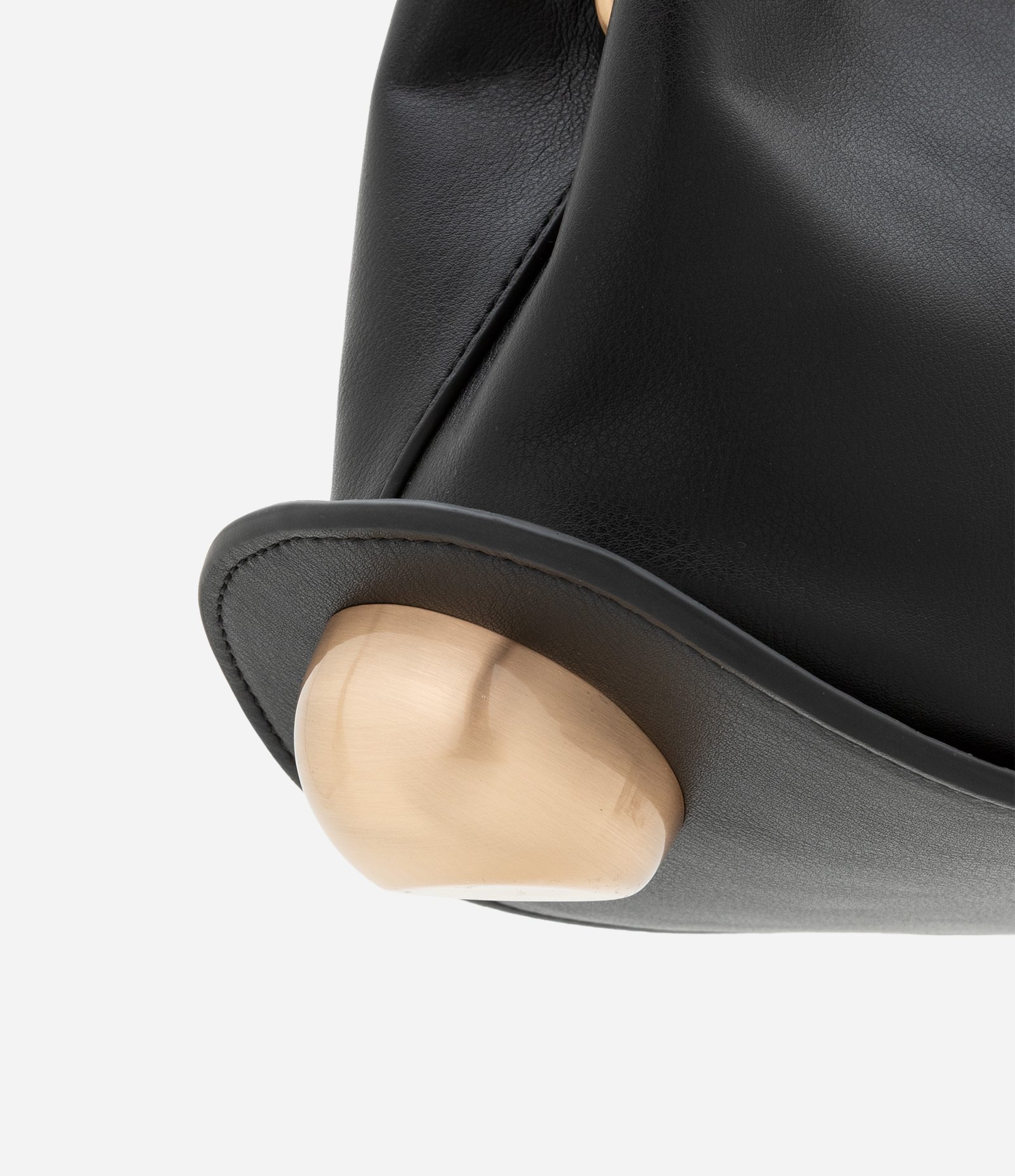 Bolsa Bucket Pequena com Alça de Mão em Metal Base Bola em Metal Preto 8